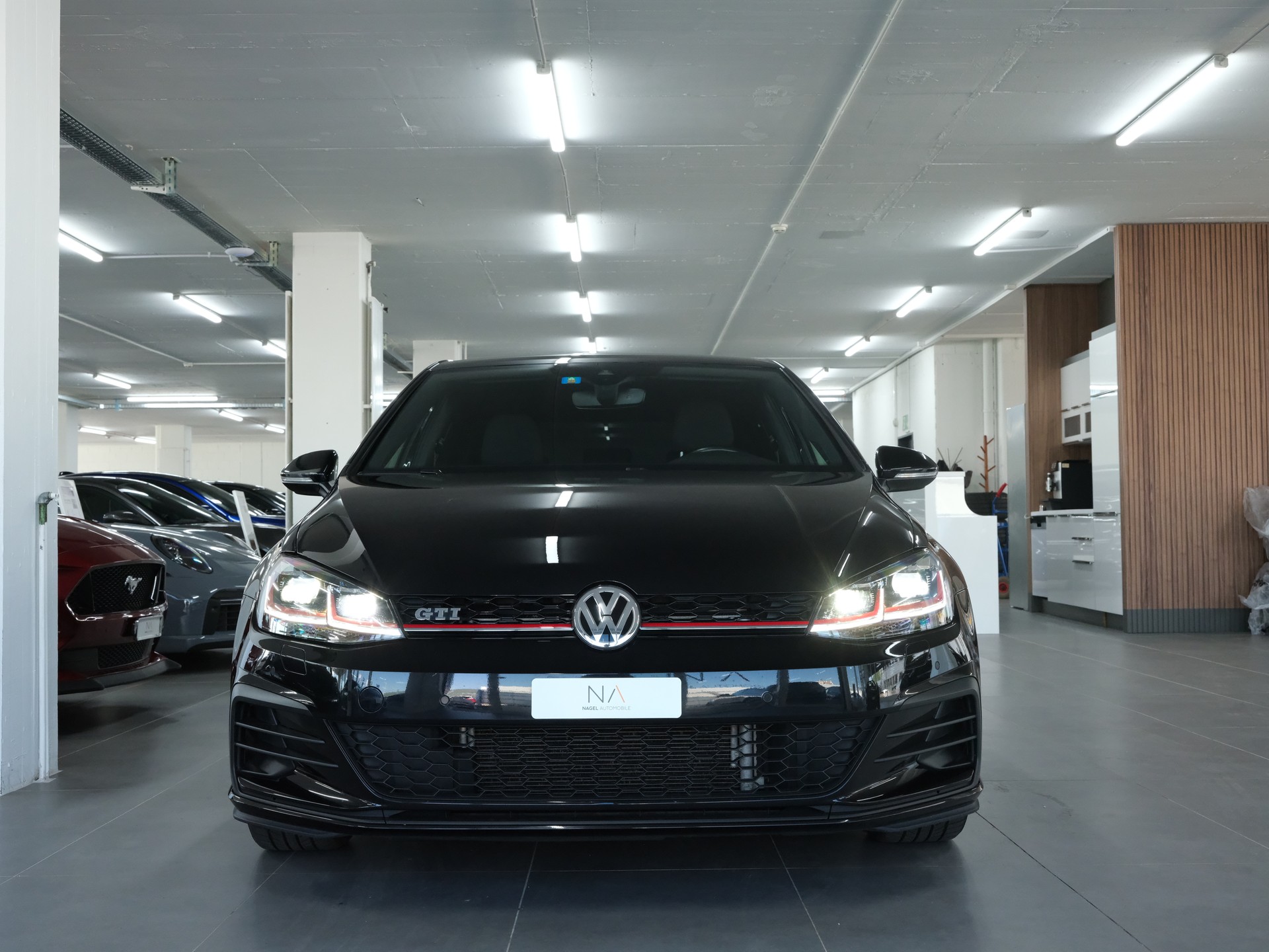 VW Golf 2.0 TSI GTI DSG *Rückfahrkamera* *Sportabgassanlage* *GTI Performance*-image-5