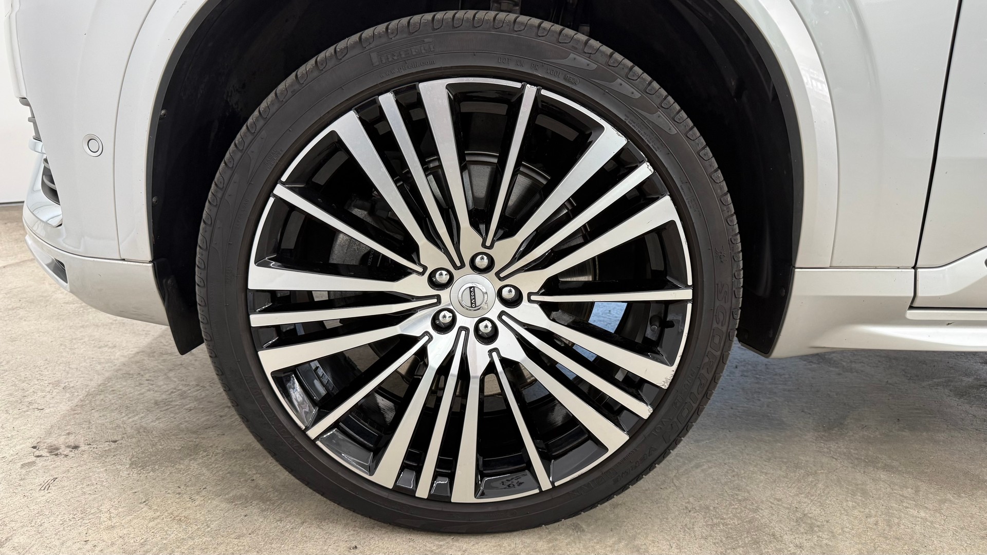 VOLVO XC90 T8 eAWD Inscription-image-7