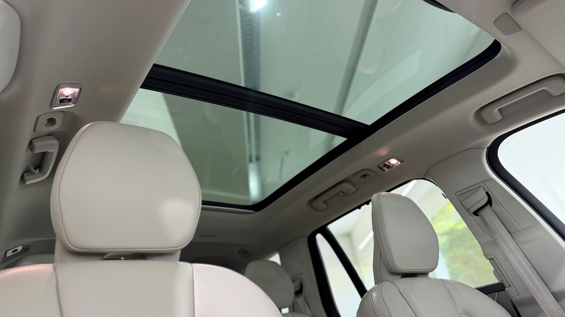VOLVO XC90 2.0 T8 TE Inscription 7P.-image-11