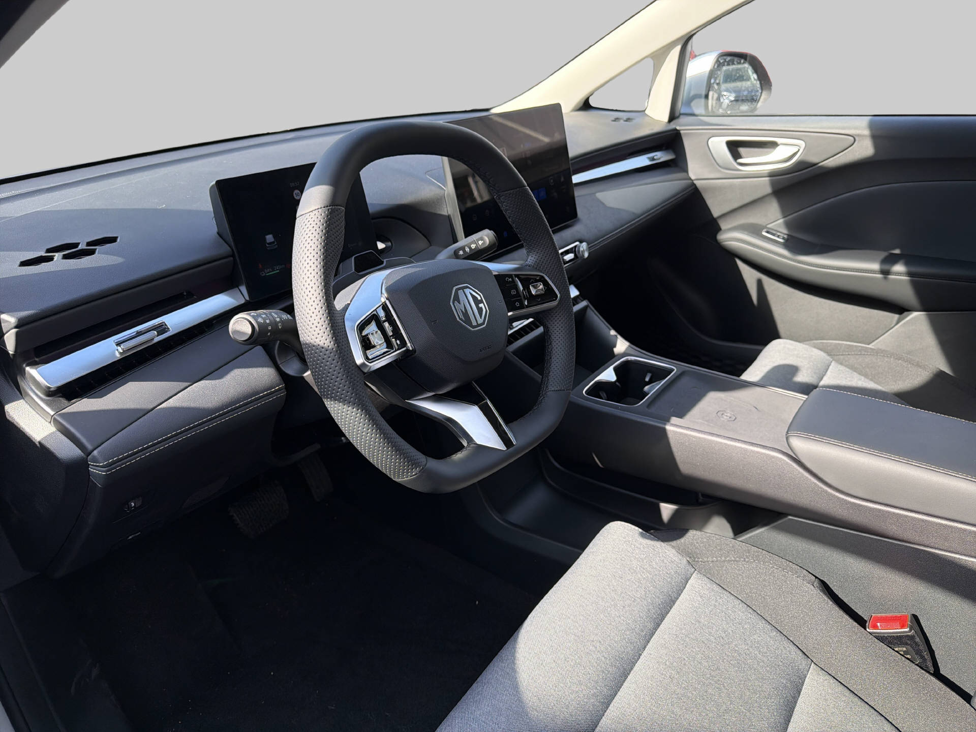 MG 4 Urban 54kWh Premium-image-5