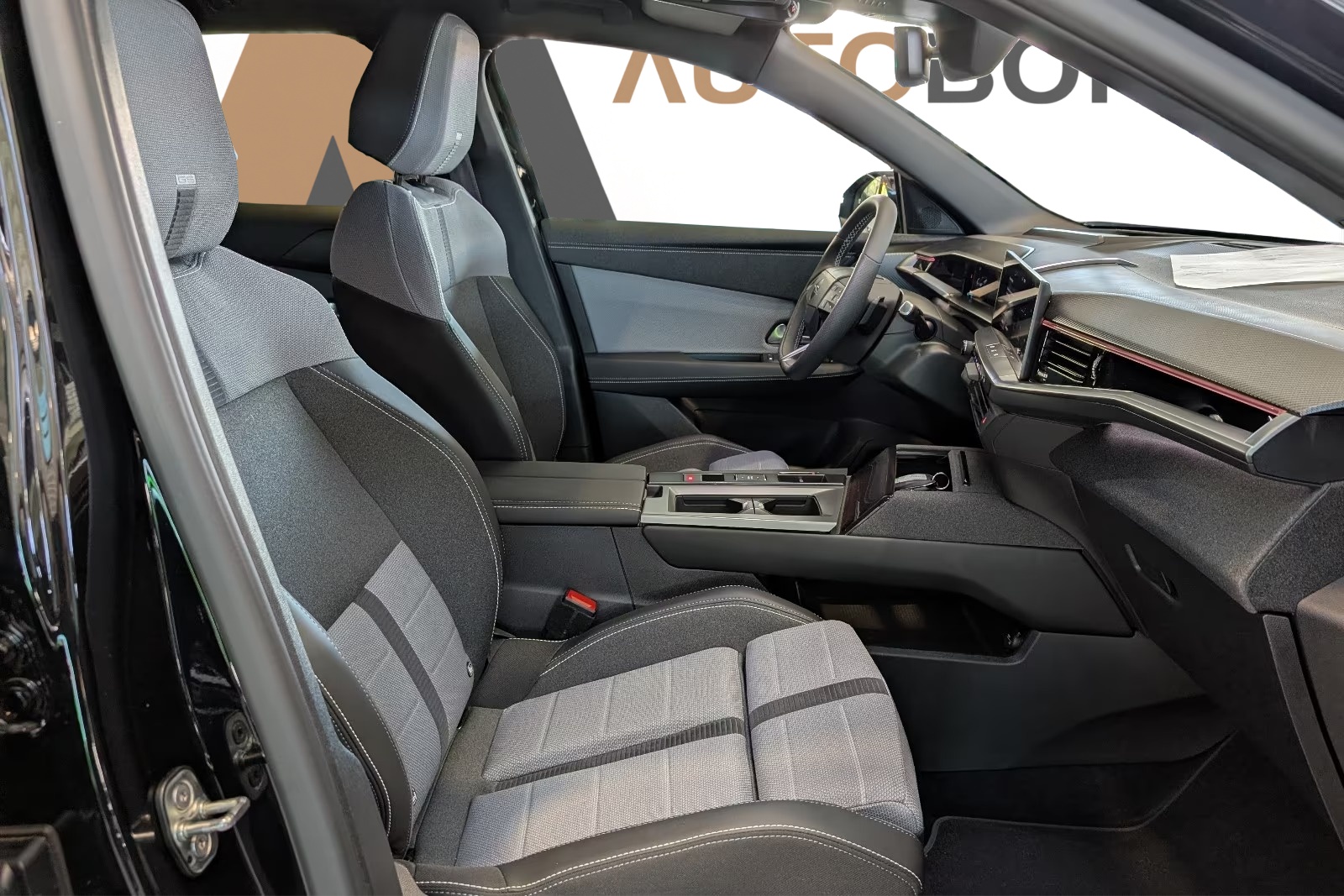 OPEL Grandland-e GS Anhängerkupplung-image-48