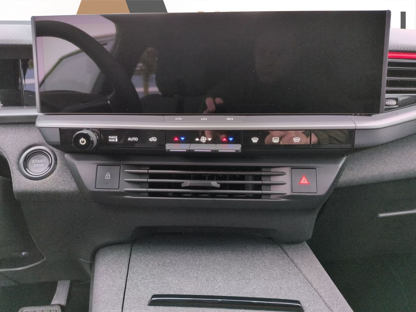 OPEL Grandland-e GS Anhängerkupplung-image-46