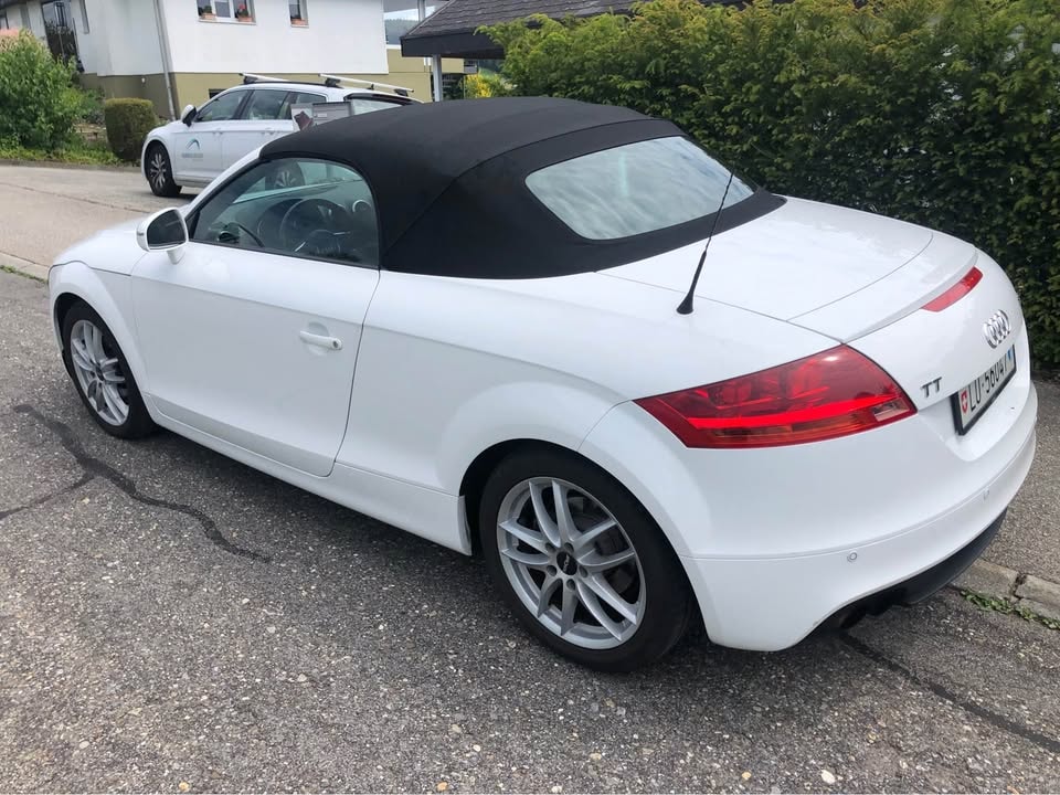AUDI TT-image-2