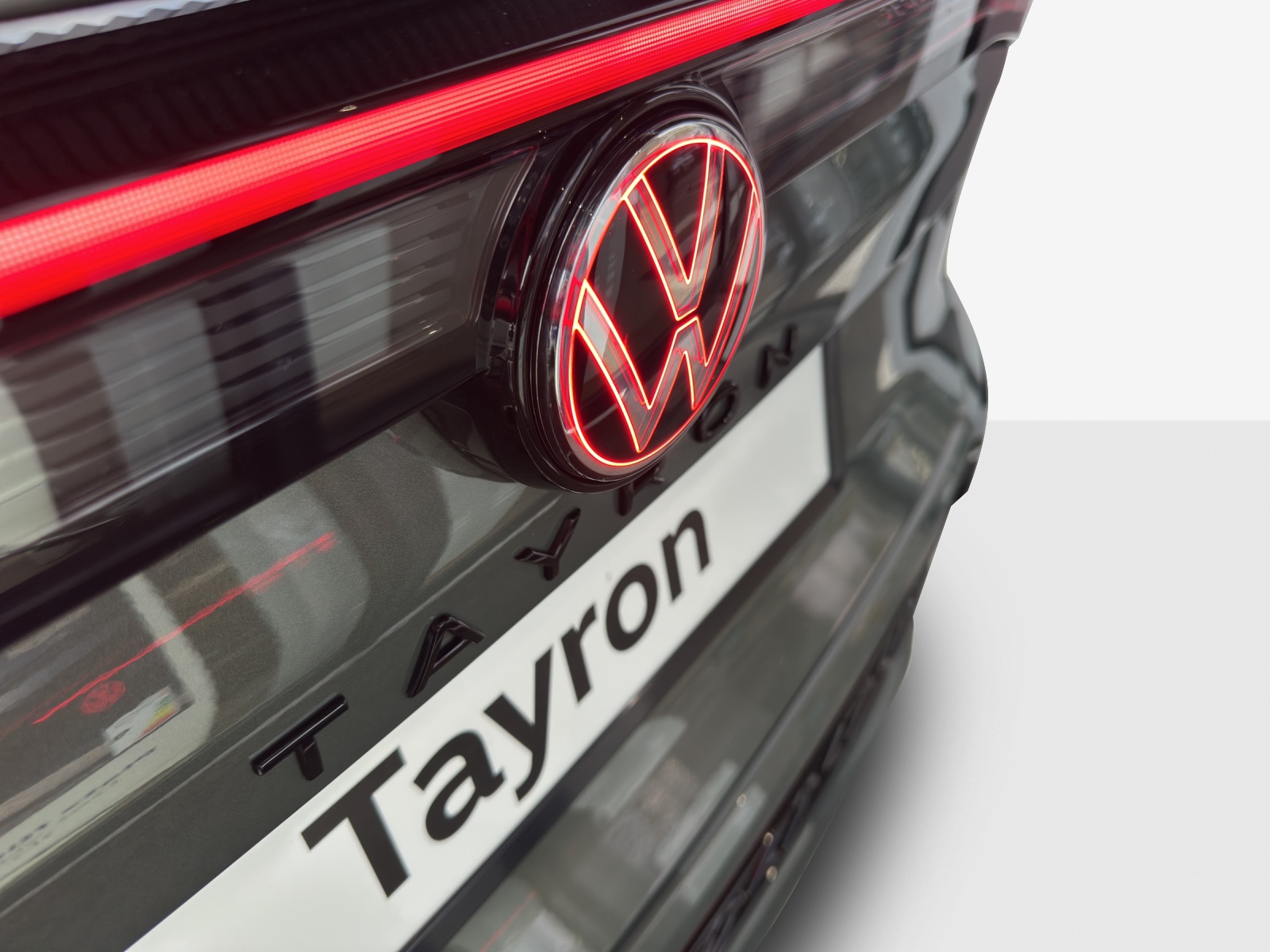 VW Tayron 2.0 TSI R-Line United DSG 4Motion-image-15