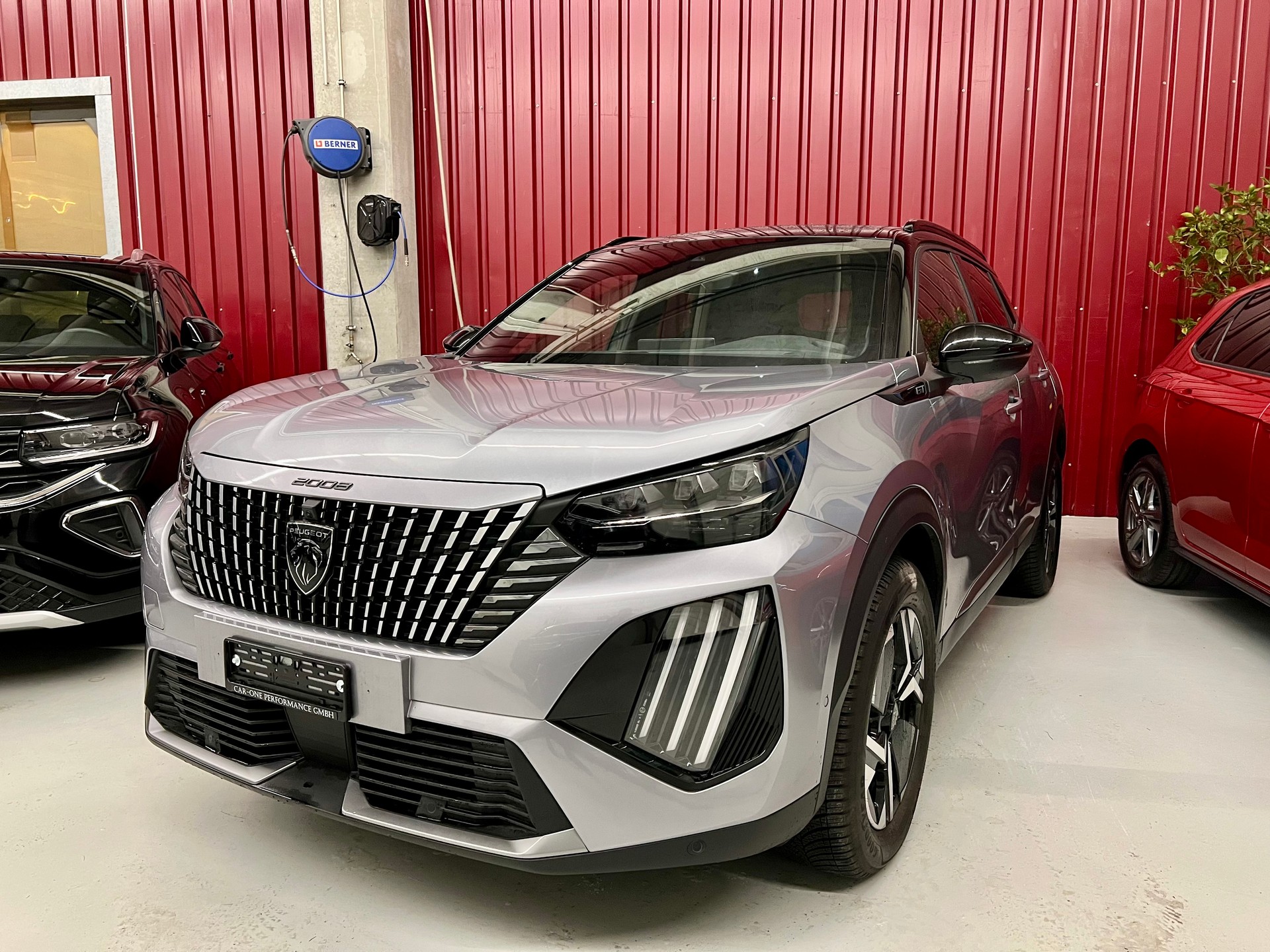 PEUGEOT 2008 1.2 PureTech GT EAT8-image-0