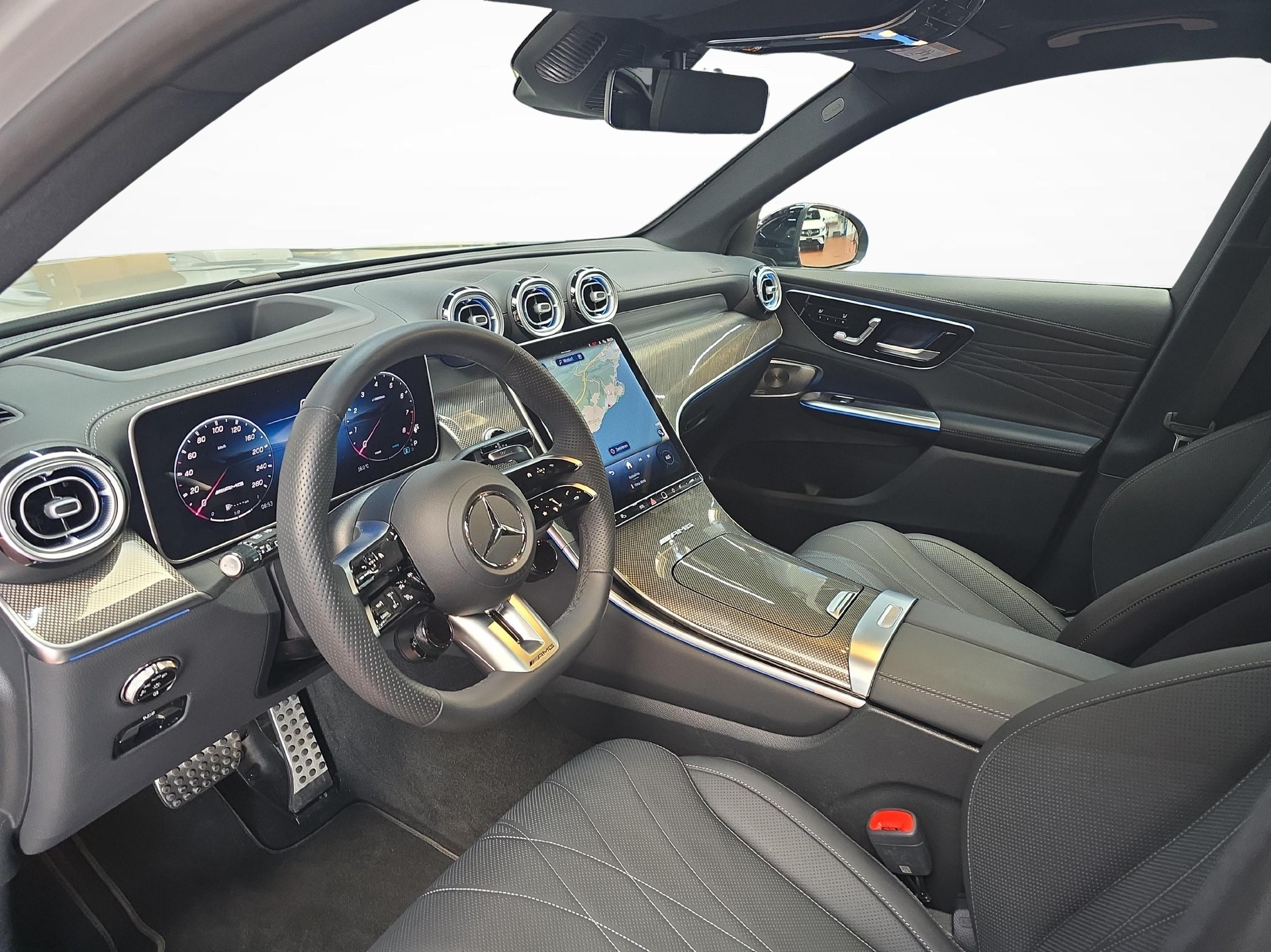 MERCEDES-BENZ GLC 43 AMG 4MATIC Executive Edition-image-4
