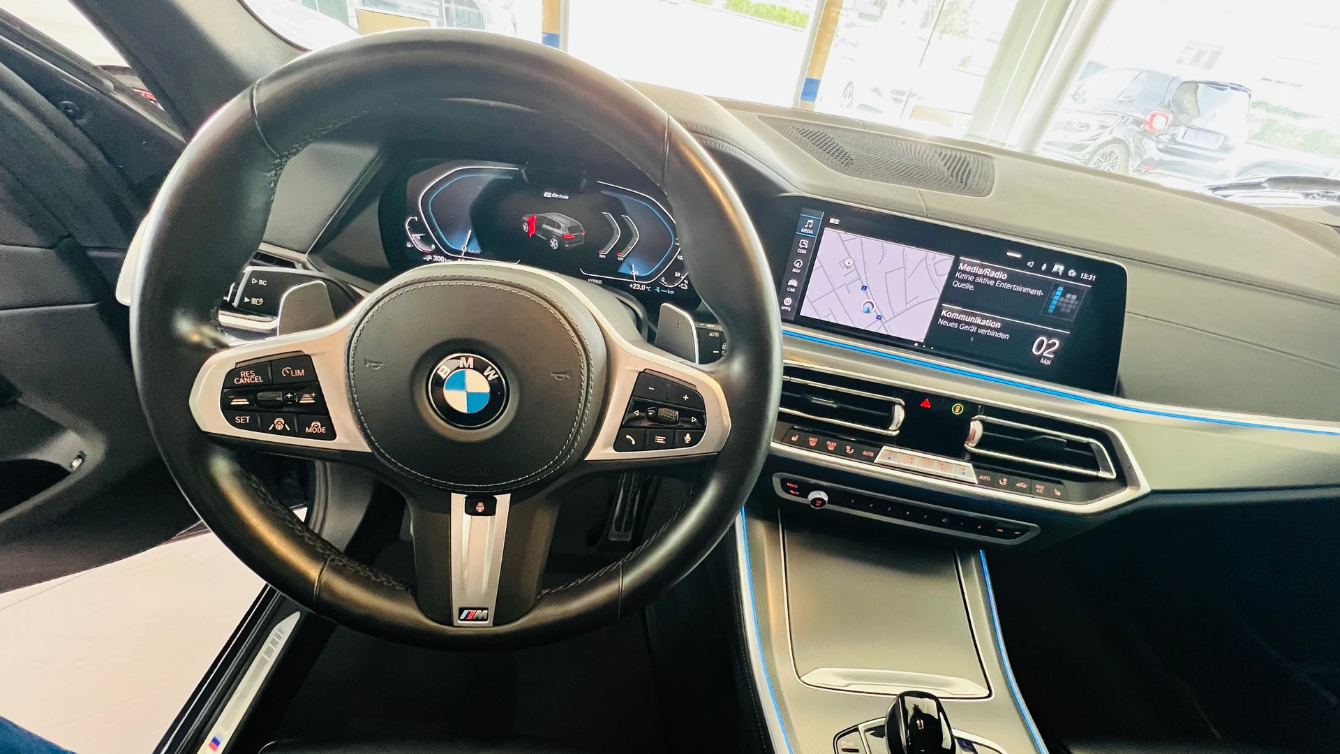 BMW X5 xDrive45e M Sport Steptronic-image-14