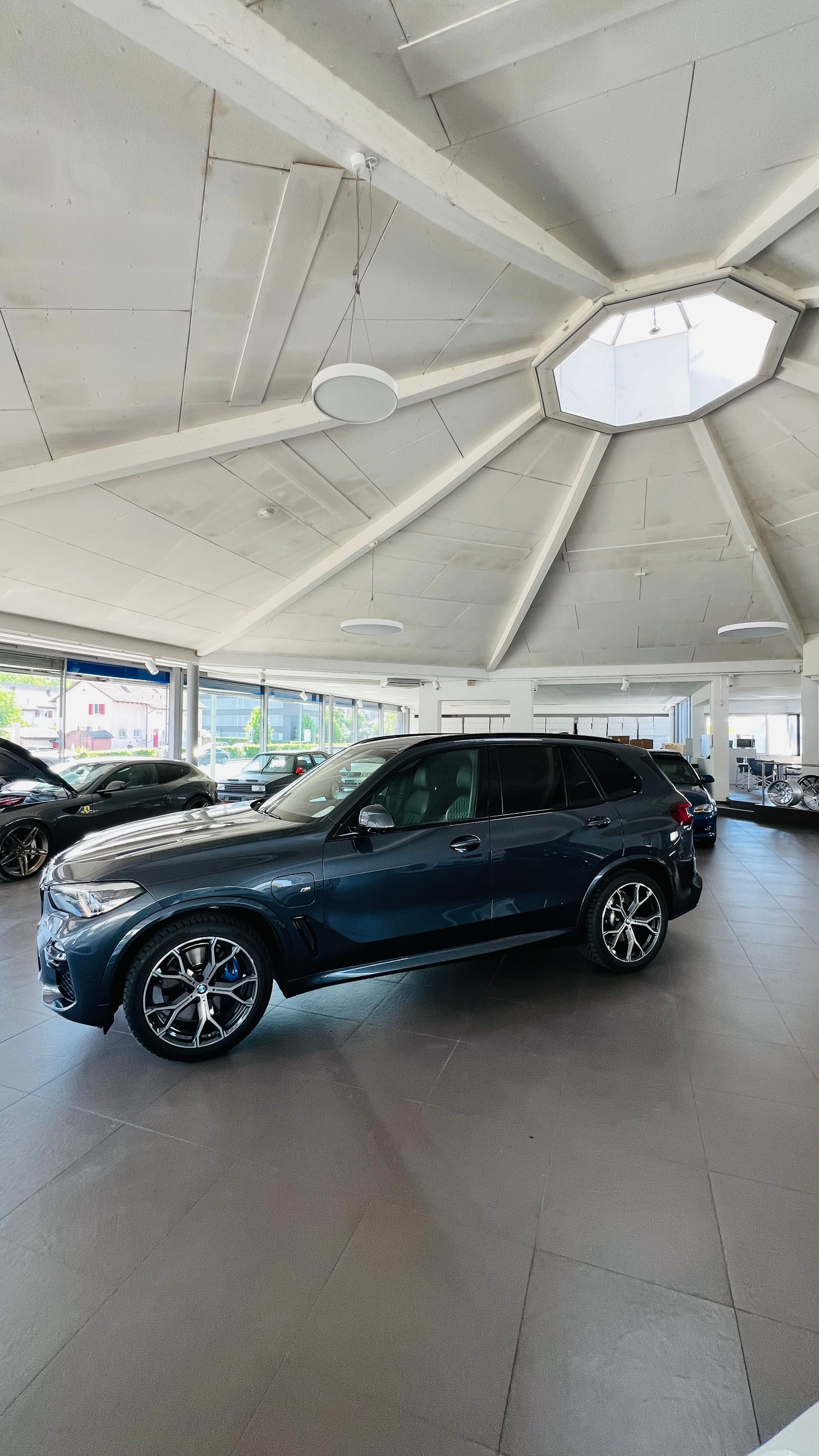 BMW X5 xDrive45e M Sport Steptronic-image-2