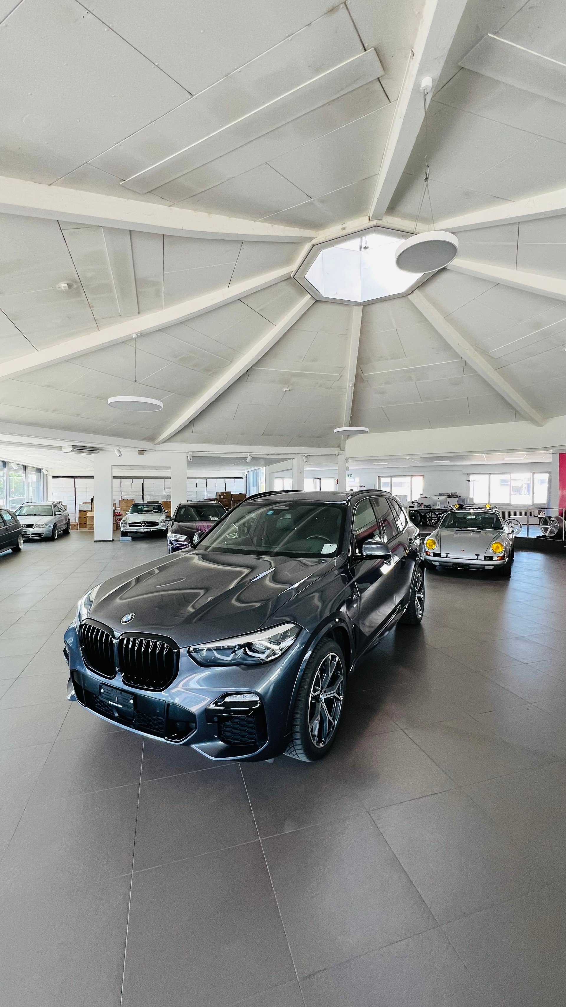 BMW X5 xDrive45e M Sport Steptronic-image-0