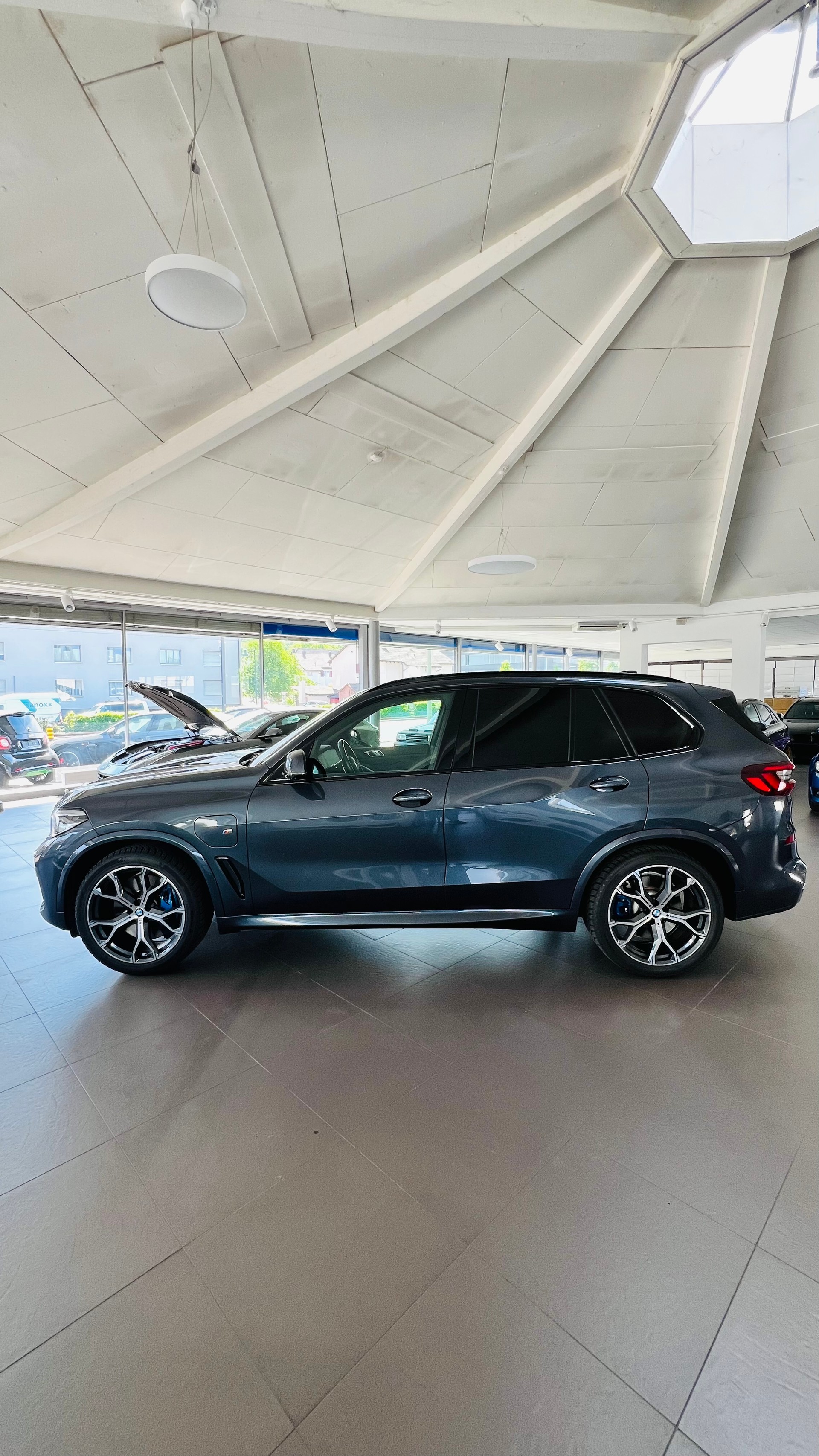 BMW X5 xDrive45e M Sport Steptronic-image-4