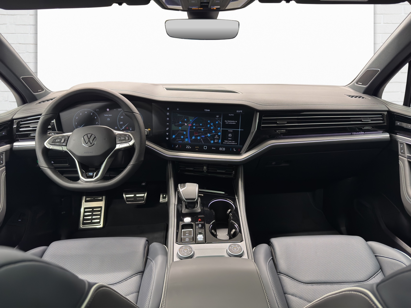 VW Touareg 3.0 V6 TSI R-Line-image-7