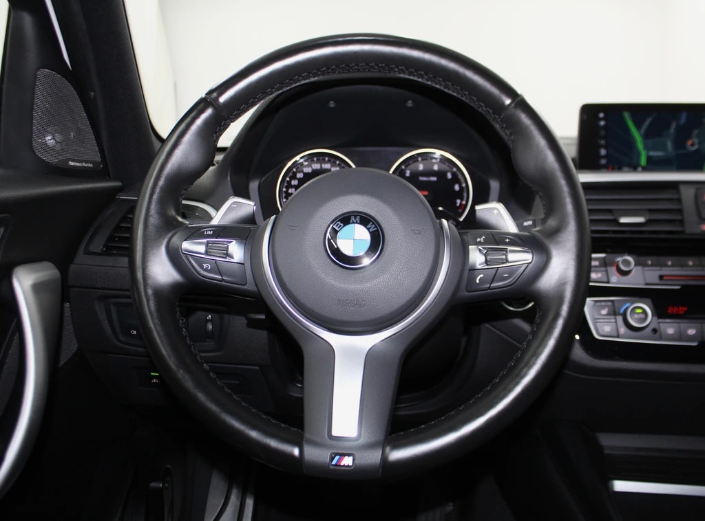 BMW M140i xDrive Swiss Performance Edition Paket Steptronic/ CH-Fahrzeug-image-13