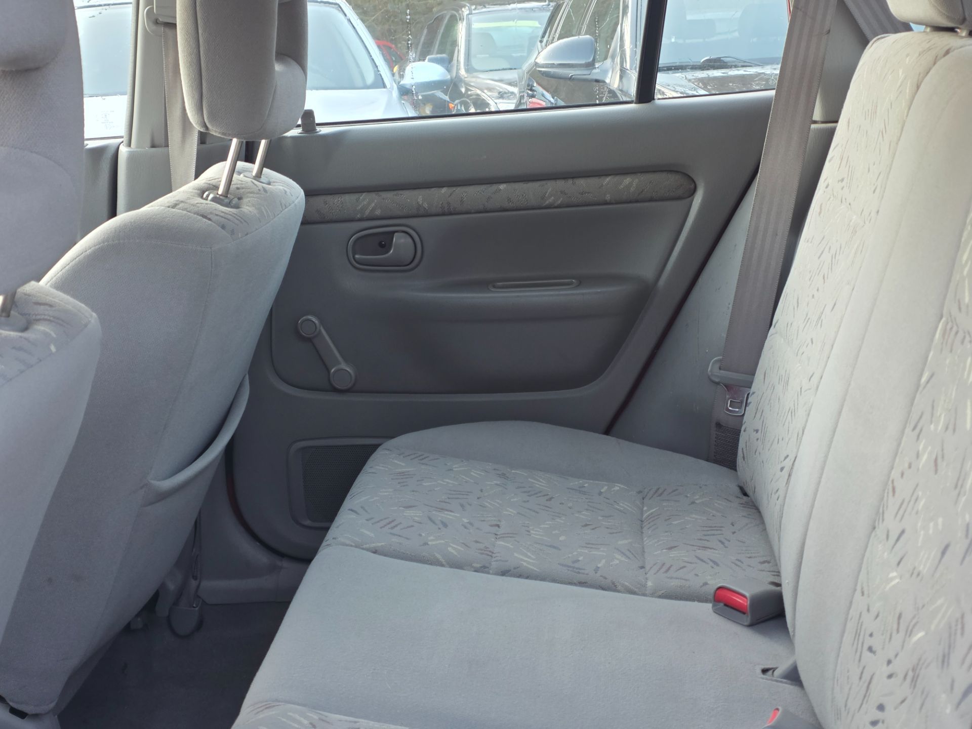 MAZDA Demio 1.5i-16 *** Frisch ab MFK / Frisch ab Service / Gratis Lieferung ***-image-11