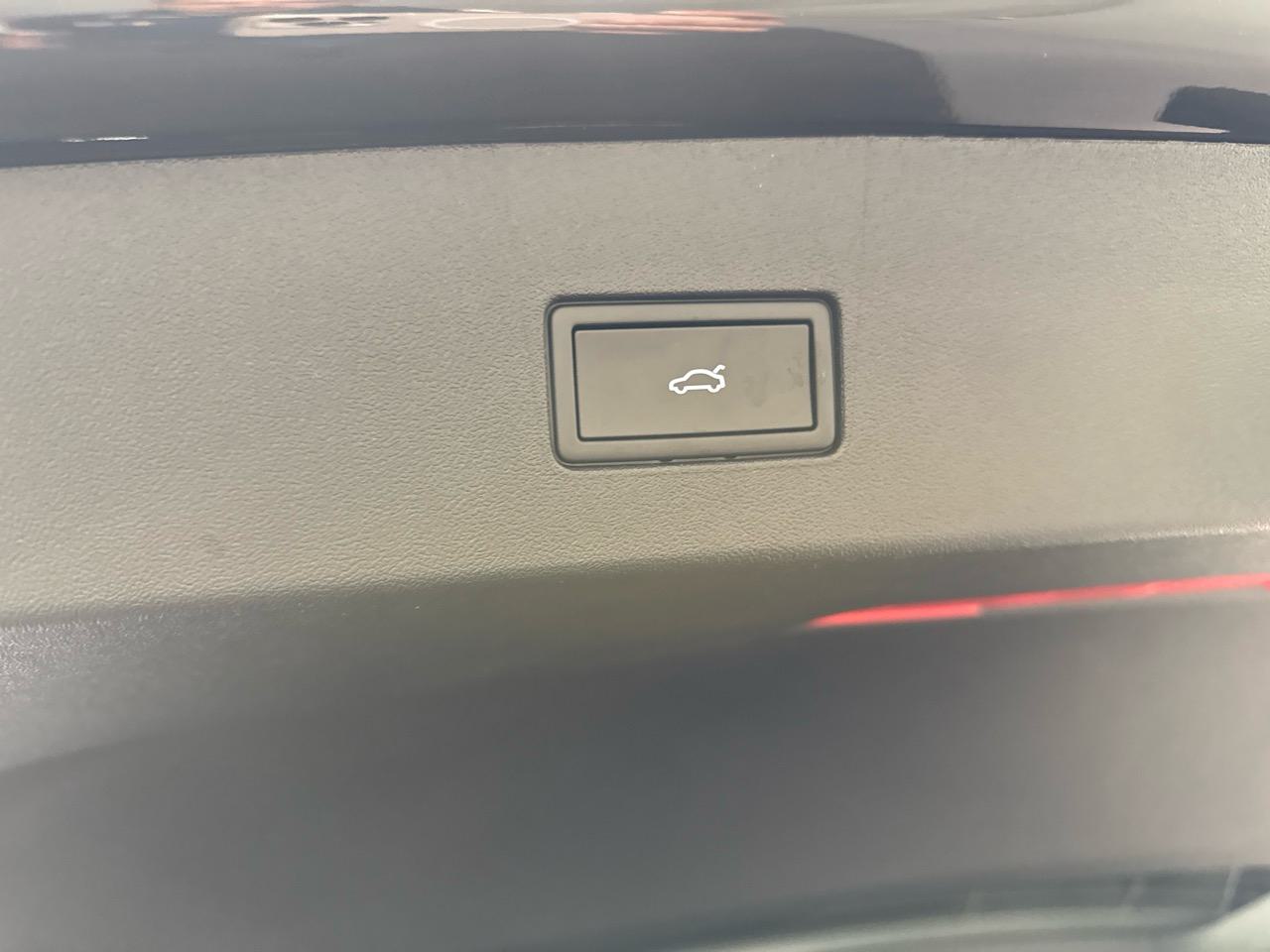VW Tayron 1.5 TSI PHEV R-Line Black Style-image-17
