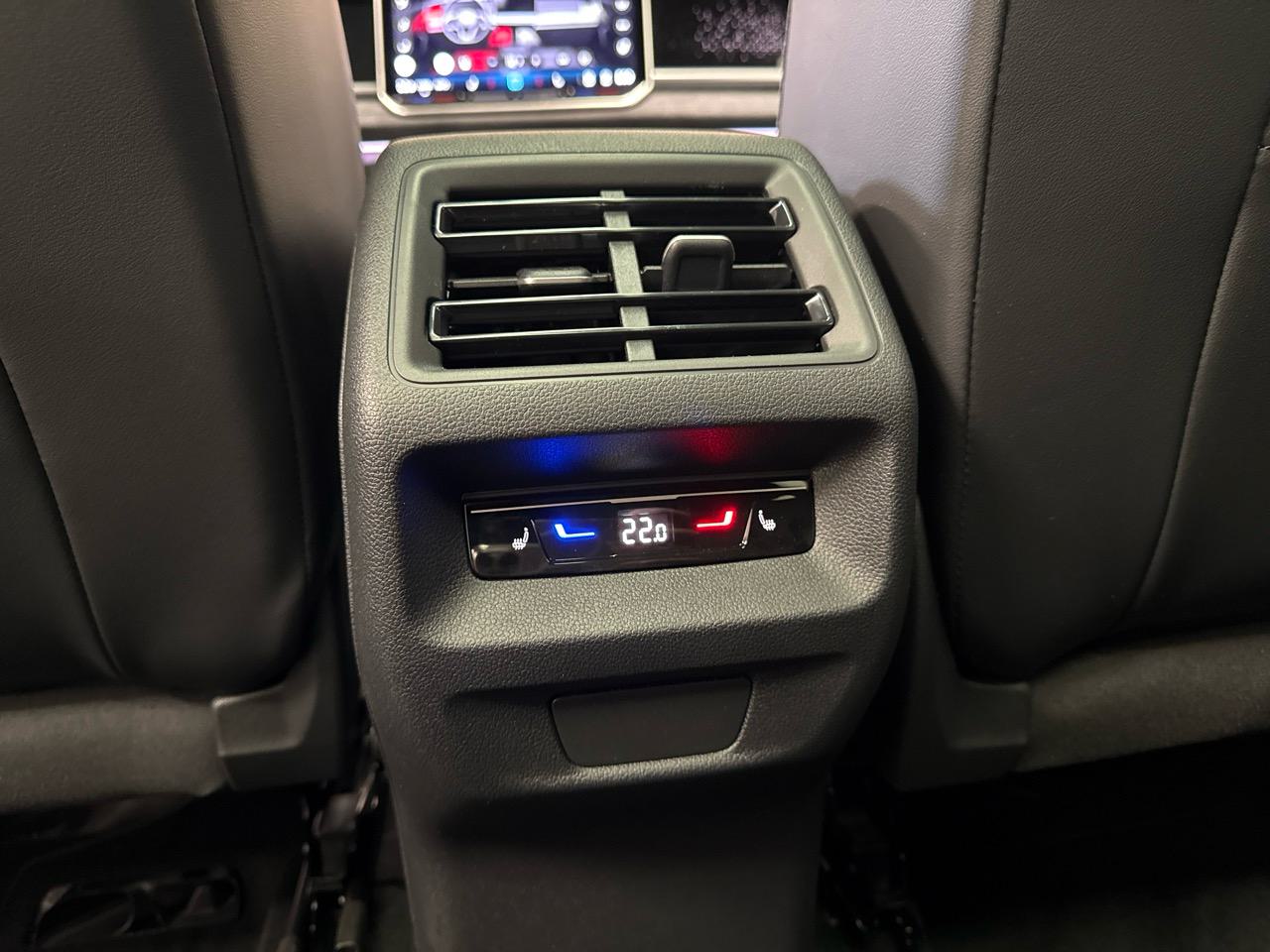 VW Tayron 1.5 TSI PHEV R-Line Black Style-image-15