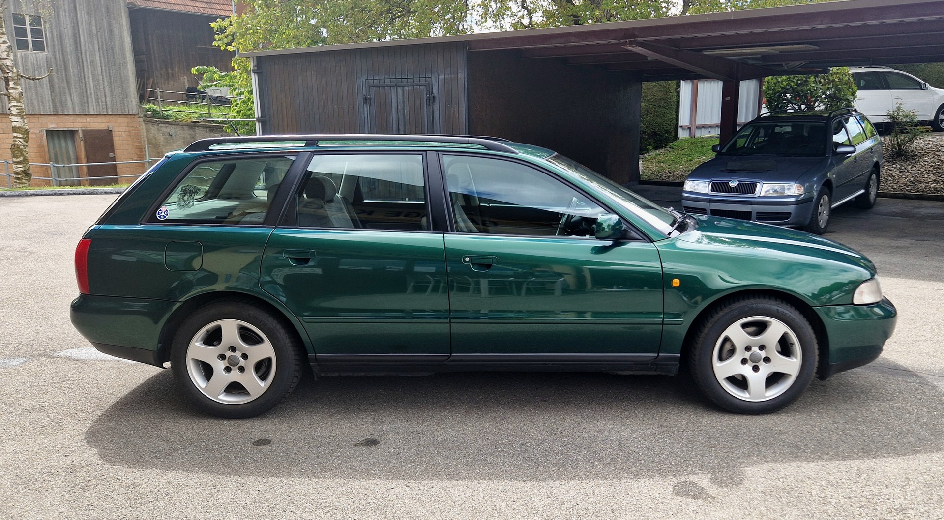 AUDI Avant-image-1