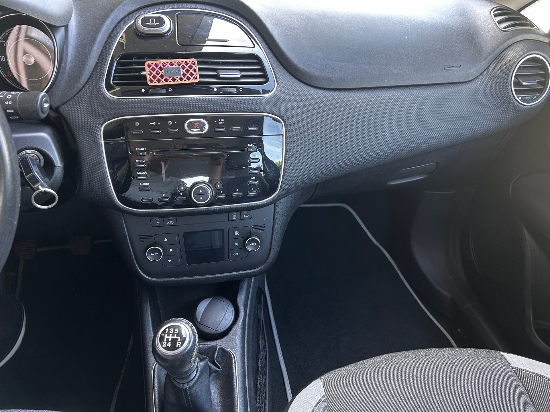 FIAT Punto 1.4 Easy-image-11