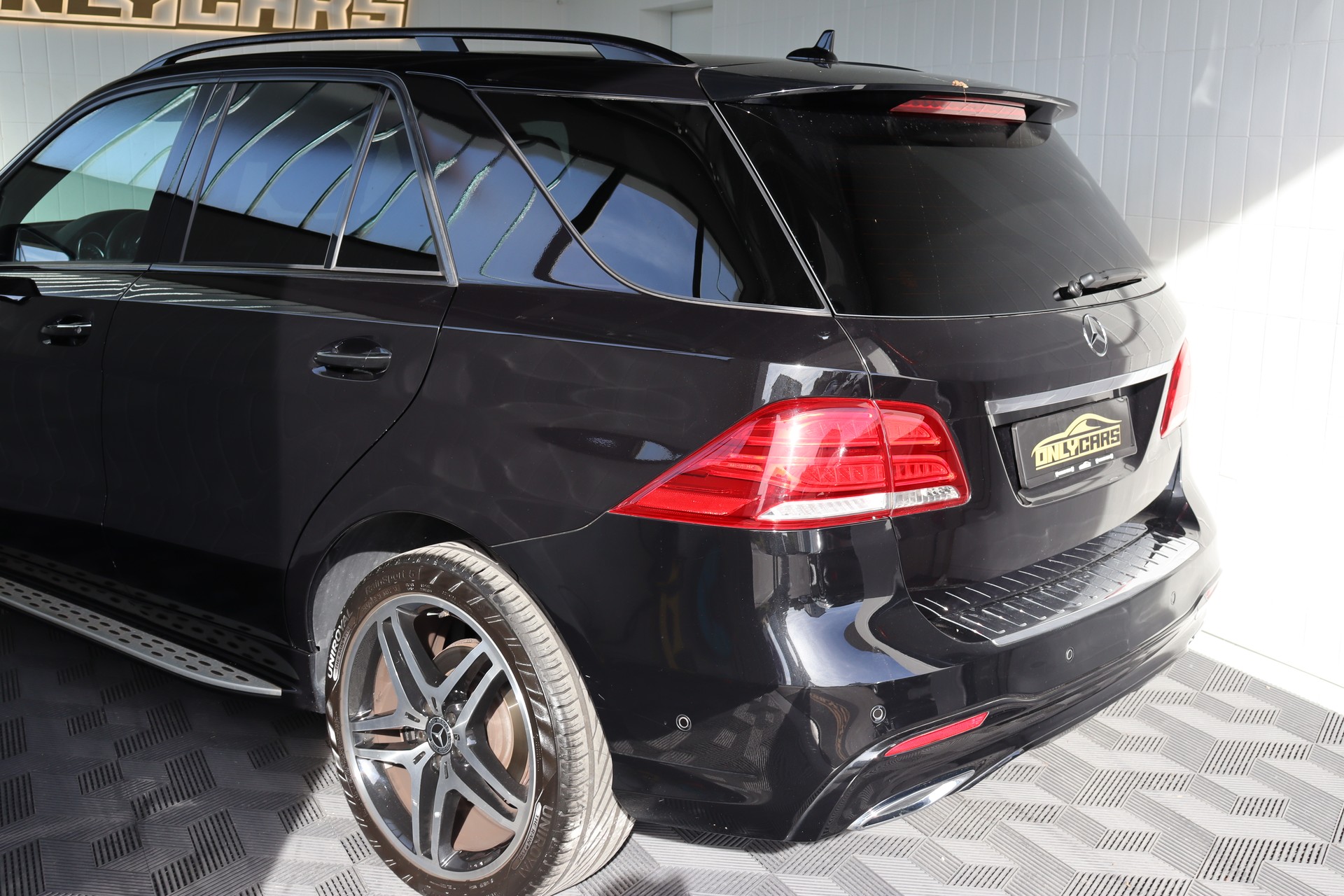 MERCEDES-BENZ GLE 350 d Executive 4Matic 9G-Tronic-image-26