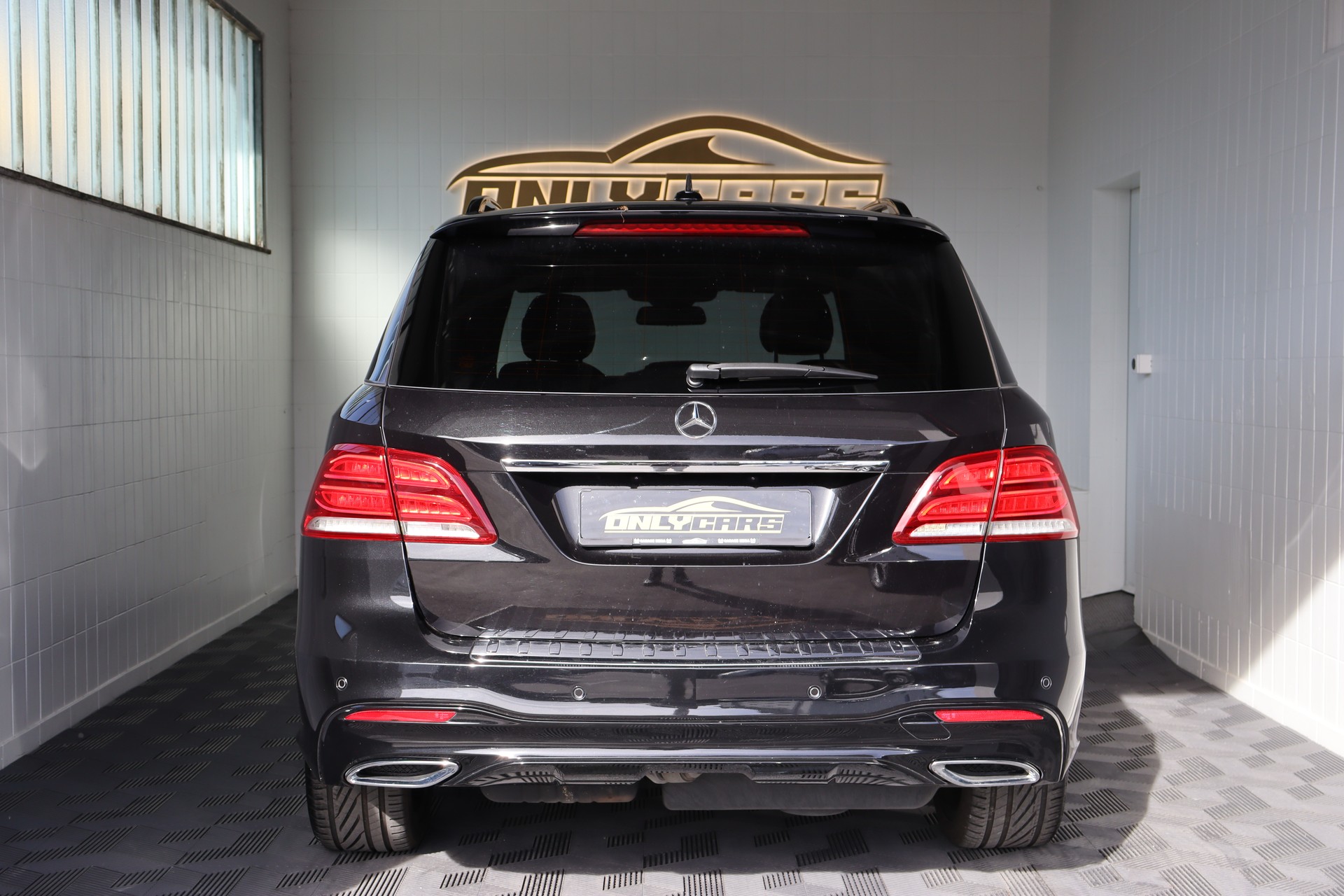 MERCEDES-BENZ GLE 350 d Executive 4Matic 9G-Tronic-image-6
