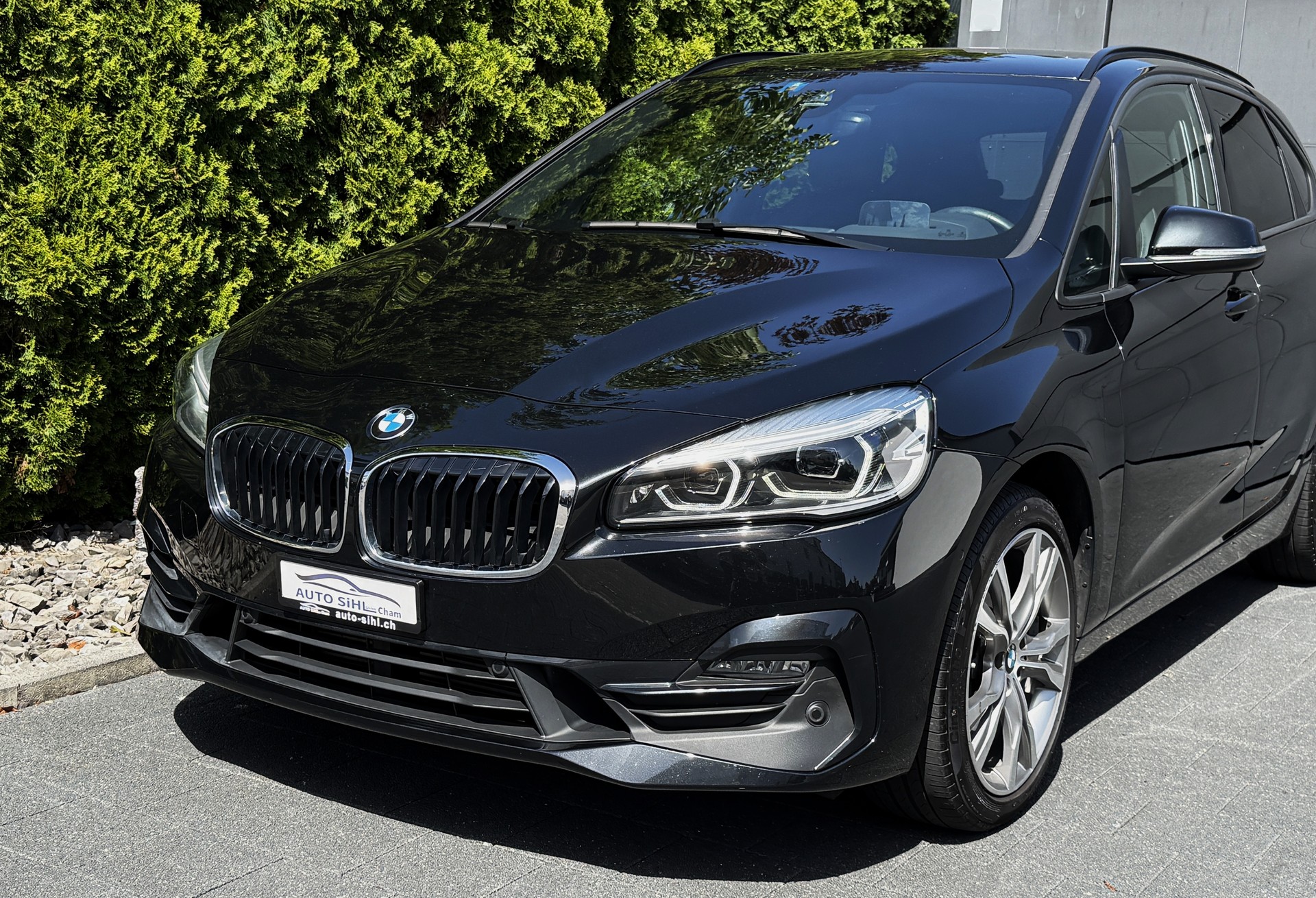 BMW 220d xDrive Active Tourer Steptronic / Gratis Service-image-8