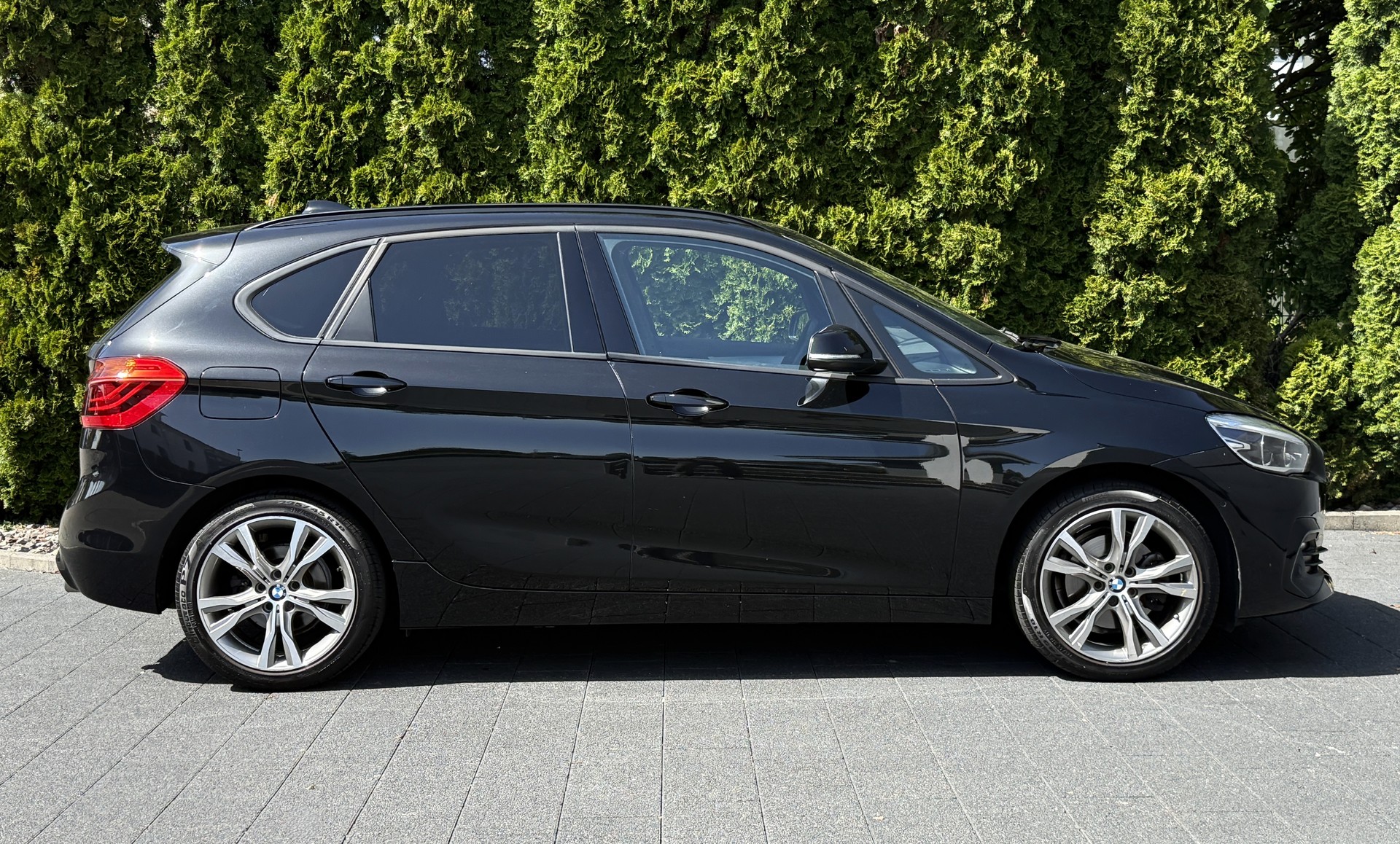 BMW 220d xDrive Active Tourer Steptronic / Gratis Service-image-9