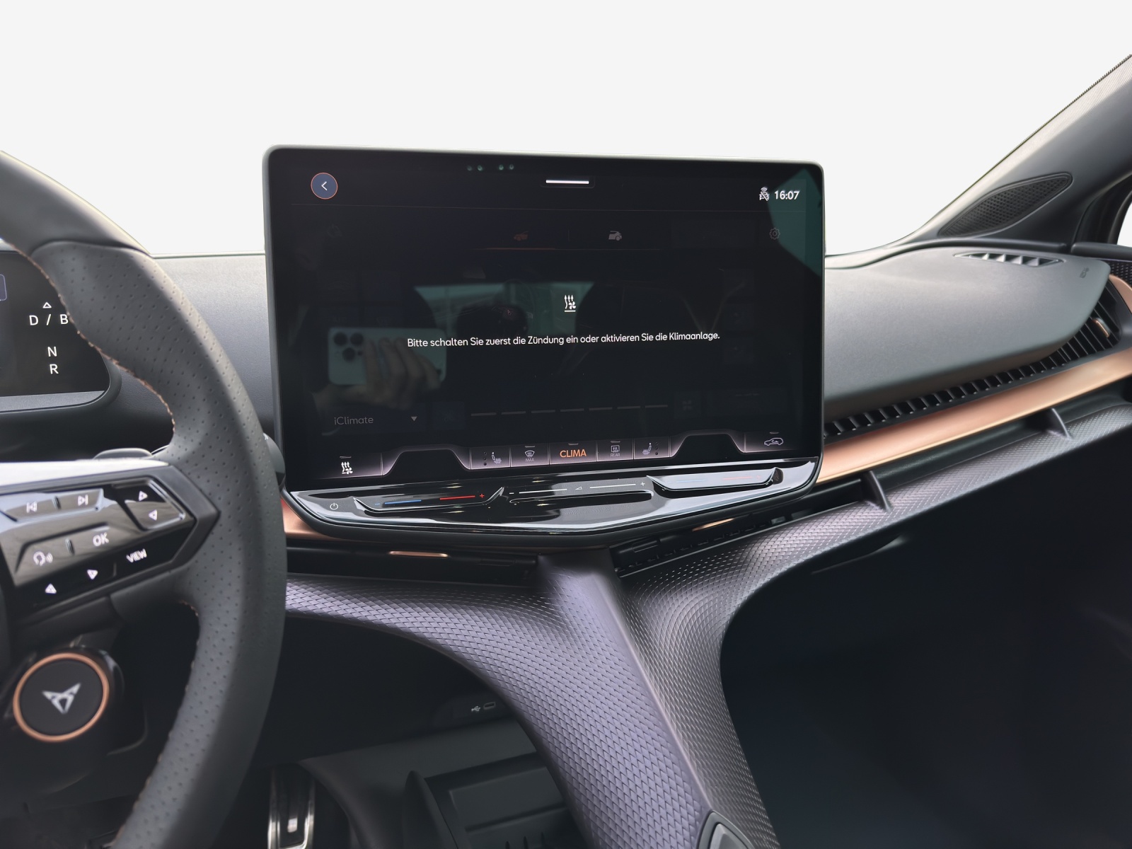 CUPRA Tavascan Type 8 77 kWh VZ-image-10