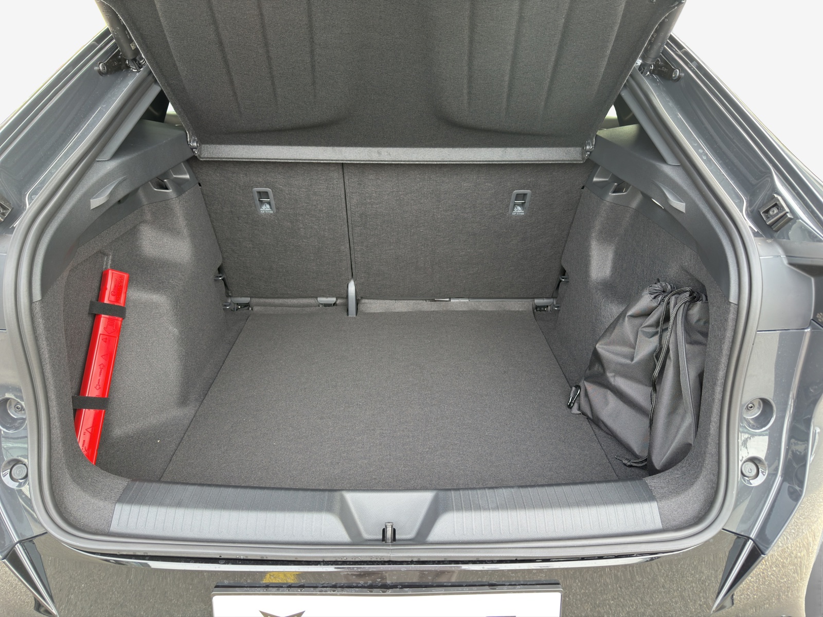 CUPRA Tavascan Type 8 77 kWh VZ-image-12