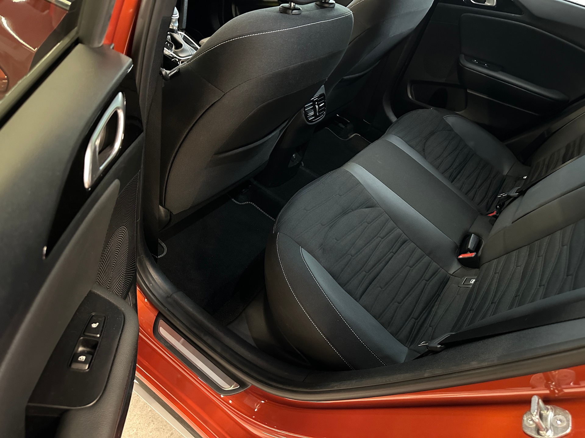 KIA Ceed 1.5 T-GDi GT Line DCT-image-11