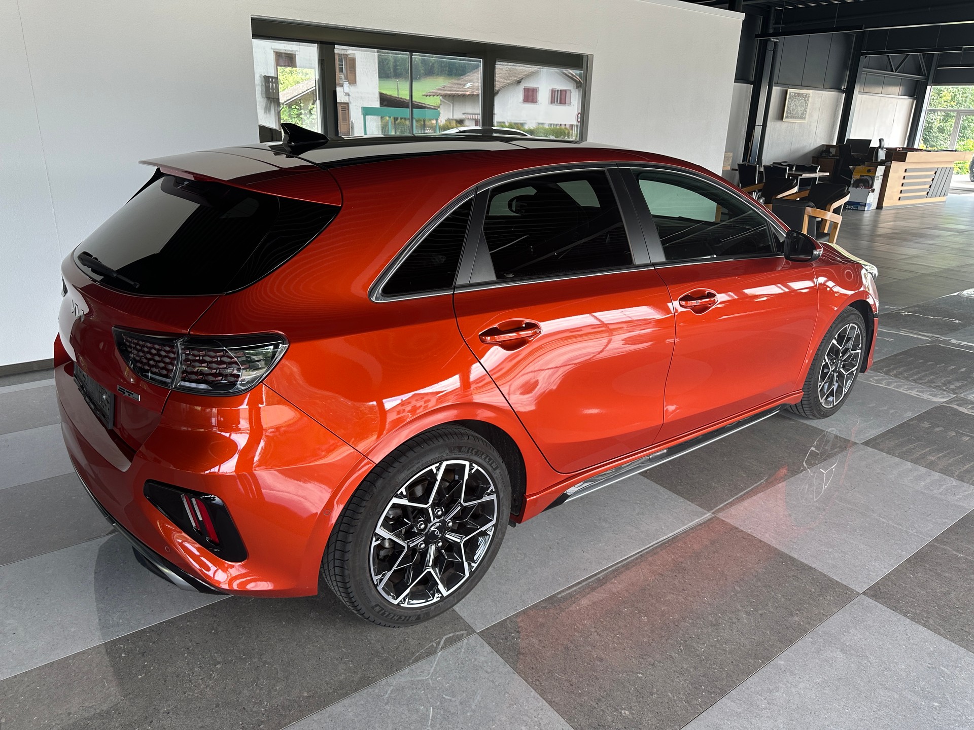 KIA Ceed 1.5 T-GDi GT Line DCT-image-5