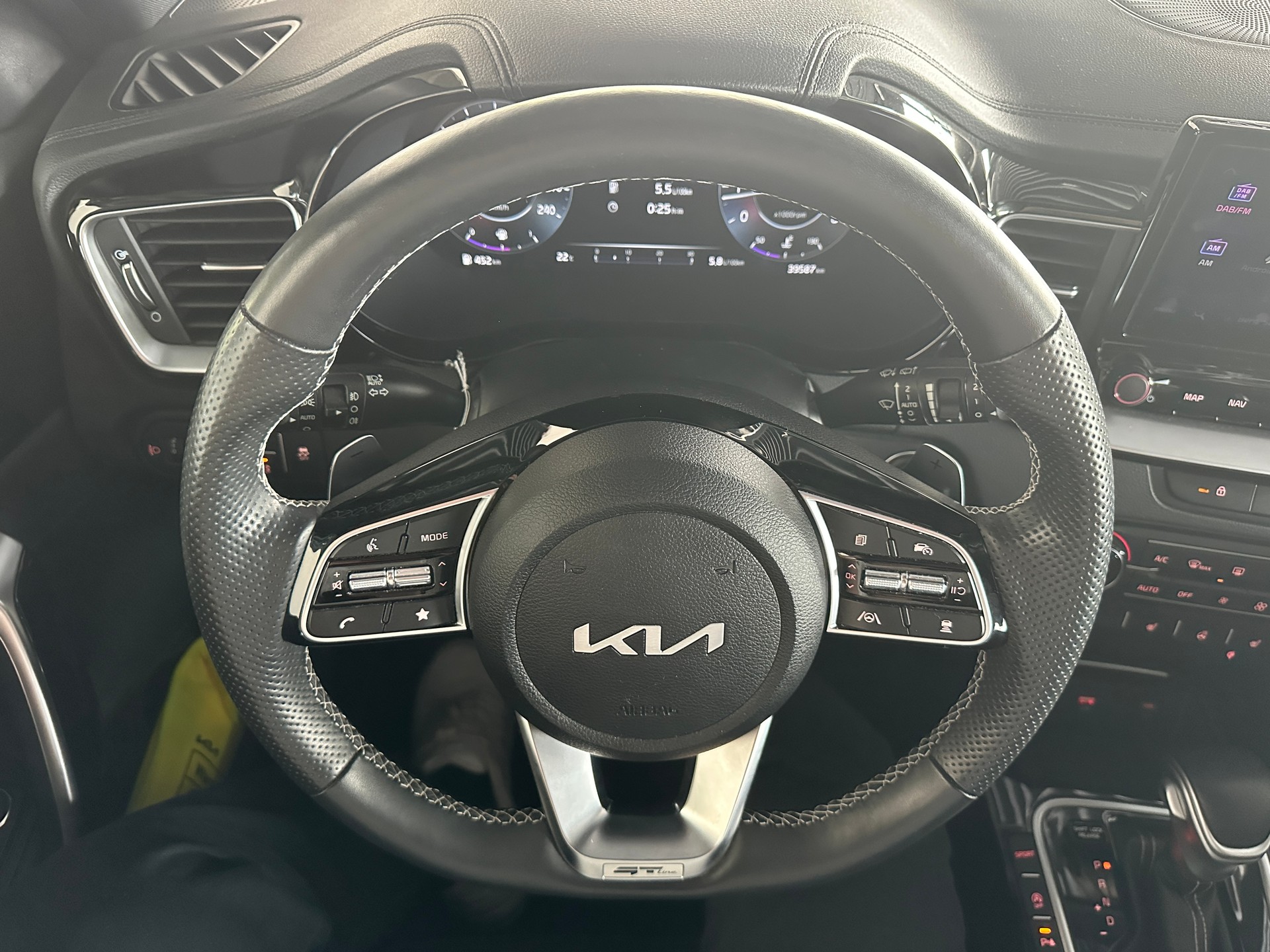 KIA Ceed 1.5 T-GDi GT Line DCT-image-13