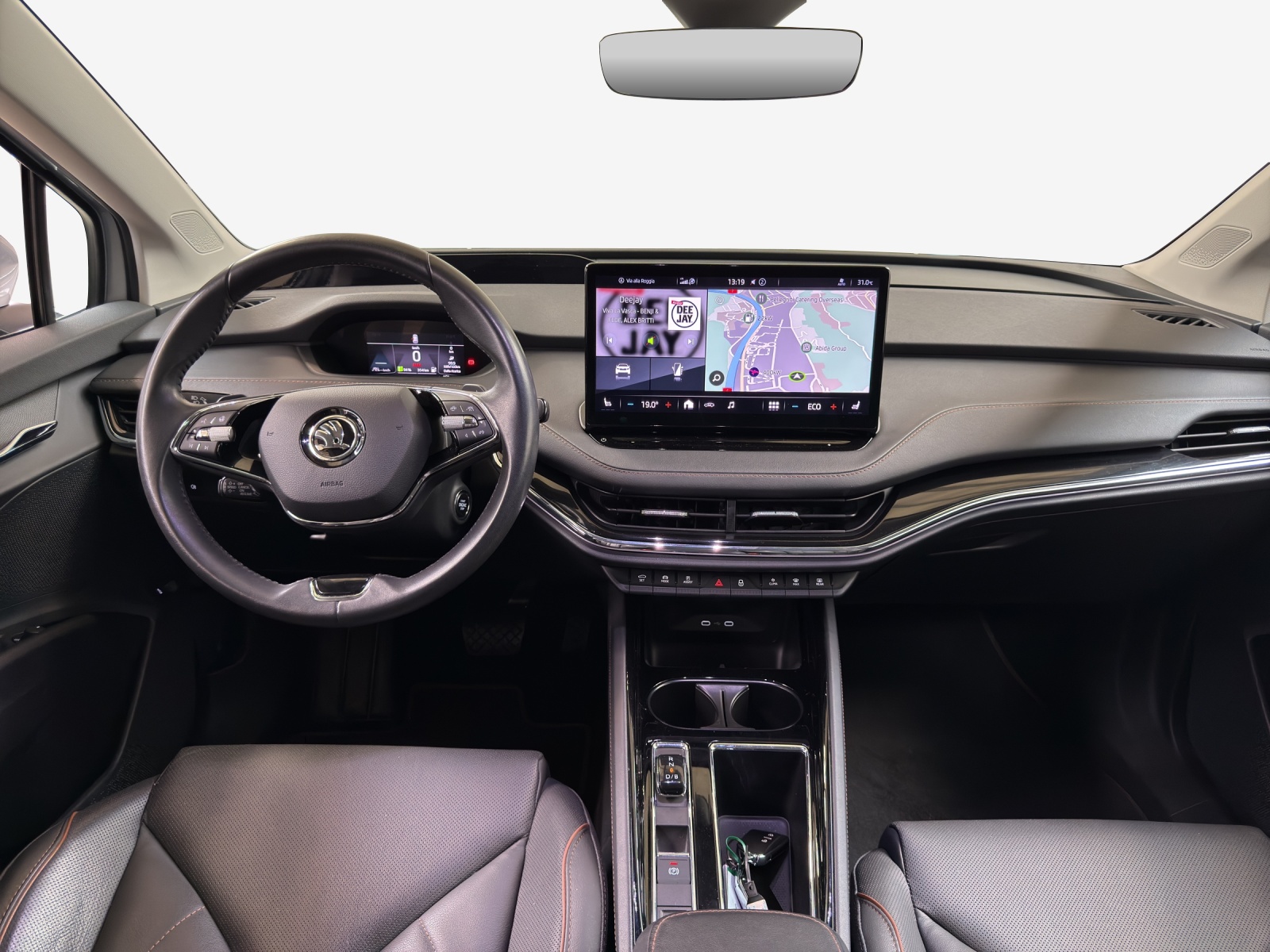 SKODA Enyaq iV 80x-image-9