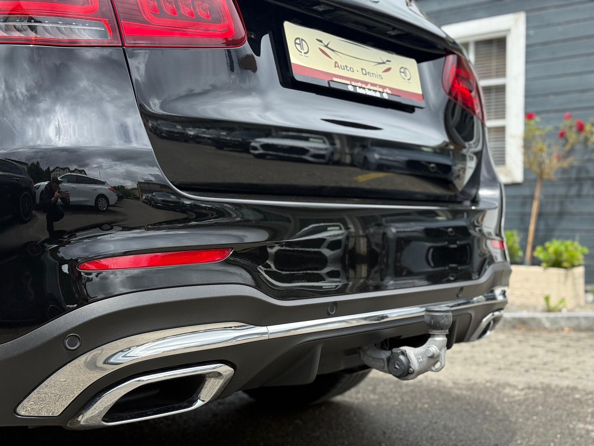 MERCEDES-BENZ GLC 220 d AMG Line 4m-image-11