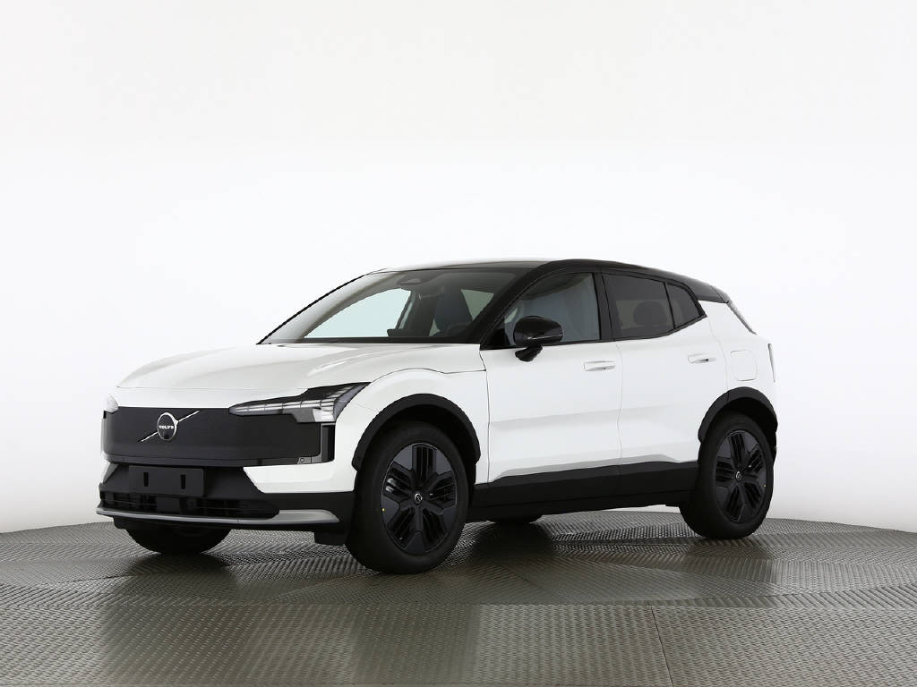 VOLVO EX 30 Cross Country P8 Twin Performance AWD-image-24