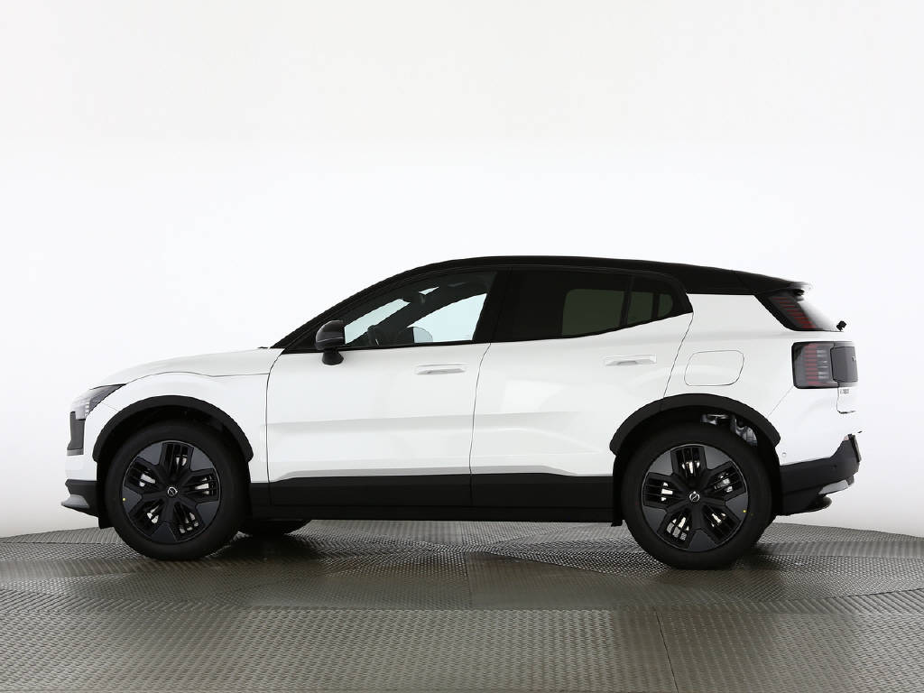VOLVO EX 30 Cross Country P8 Twin Performance AWD-image-22