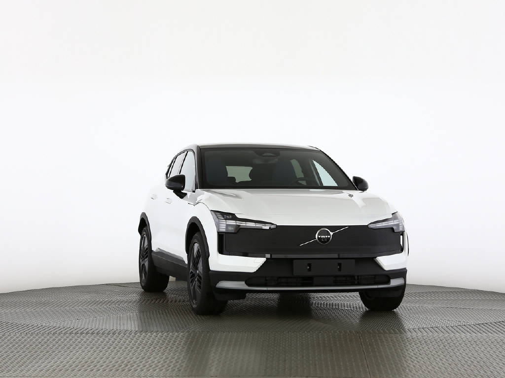 VOLVO EX 30 Cross Country P8 Twin Performance AWD-image-19