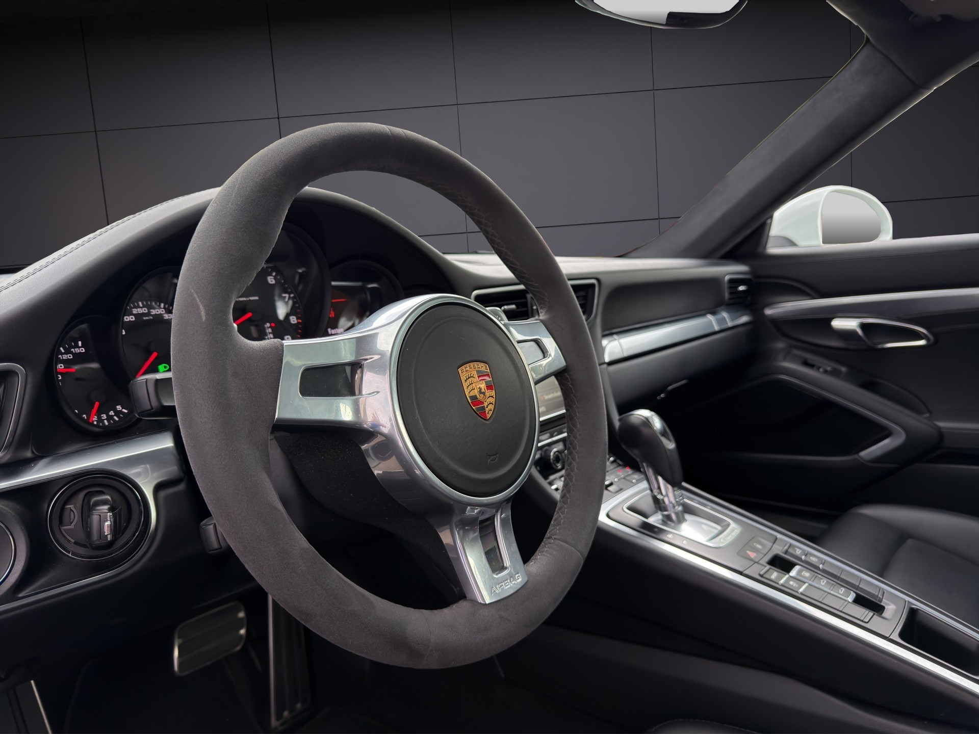 PORSCHE 911 Cabrio Carrera PDK-image-10