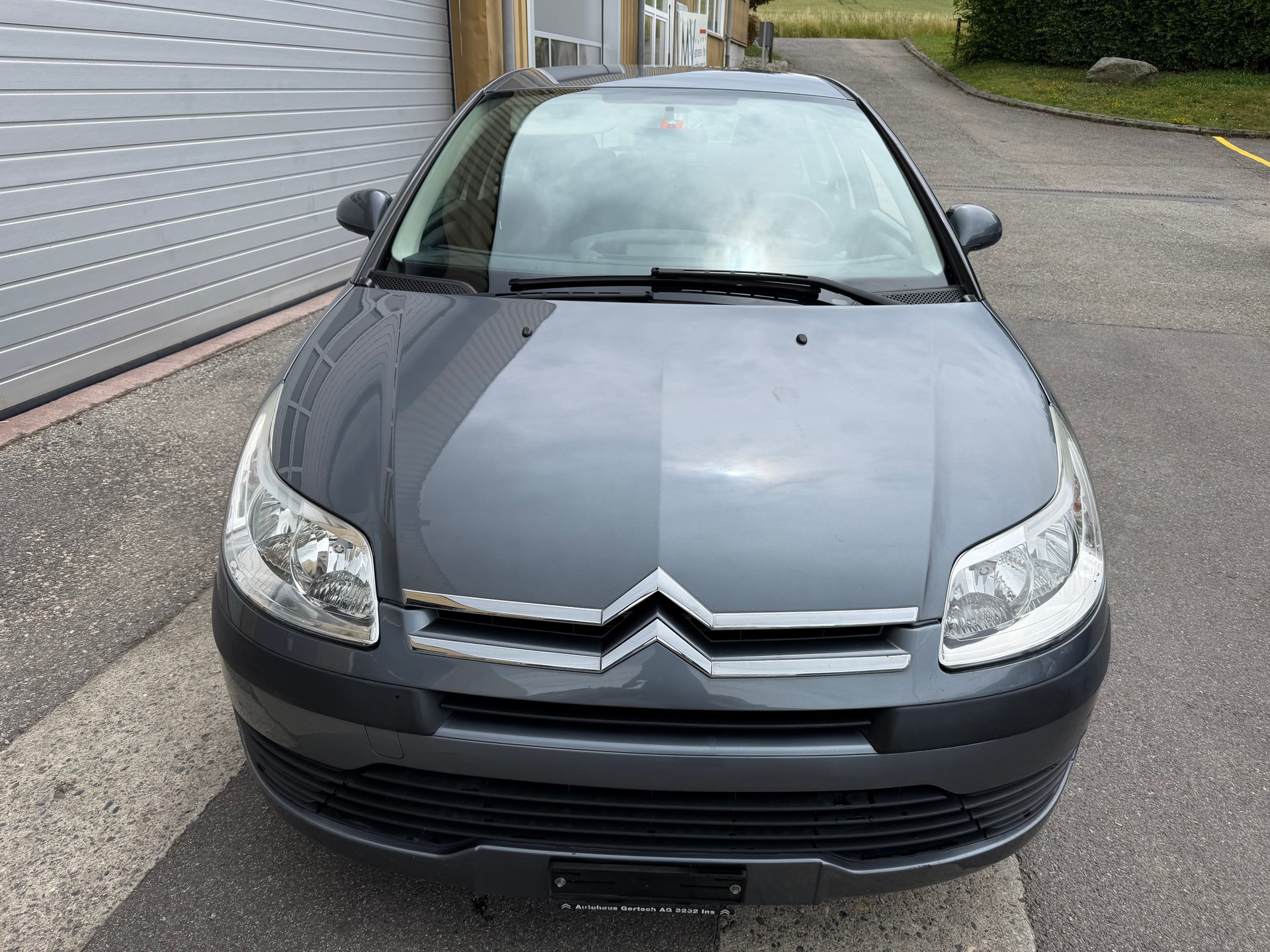 CITROEN C4 Berline 1.4i 16V X-image-1