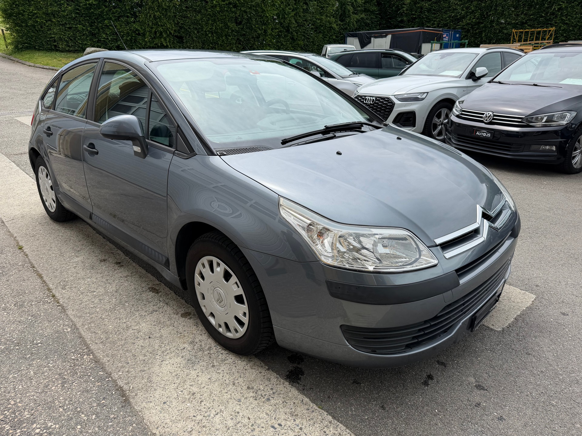 CITROEN C4 Berline 1.4i 16V X-image-2