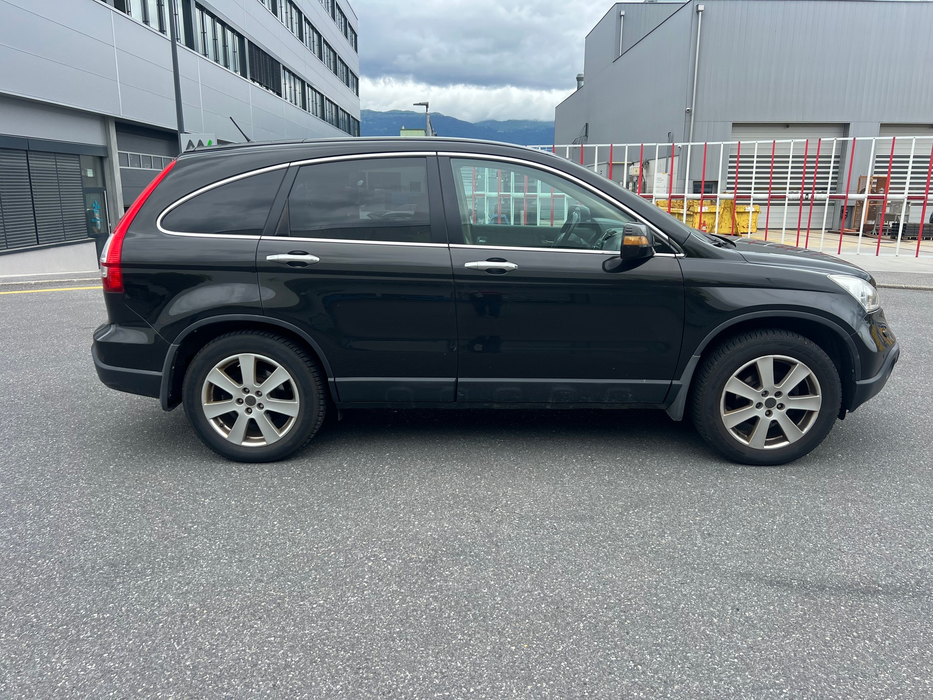 HONDA CR-V 2.0 4WD Executive-image-6