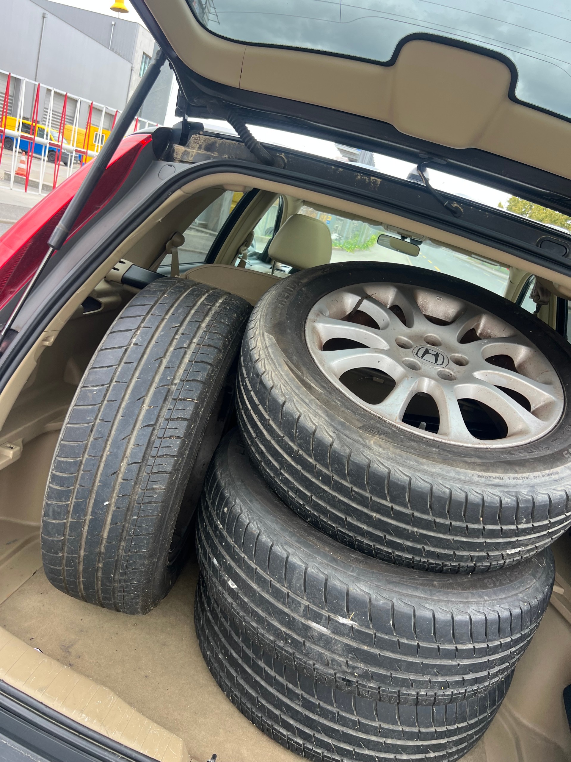 HONDA CR-V 2.0 4WD Executive-image-14