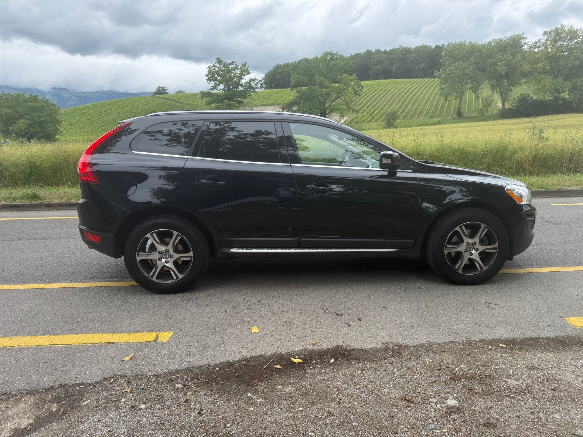 VOLVO XC60 D3 AWD Kinetic Geartronic-image-6