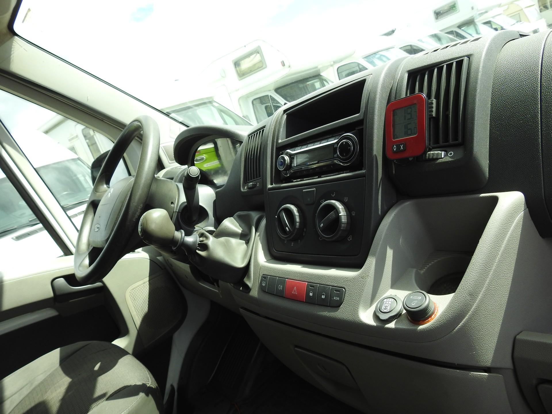 CITROEN JUMPER-image-19