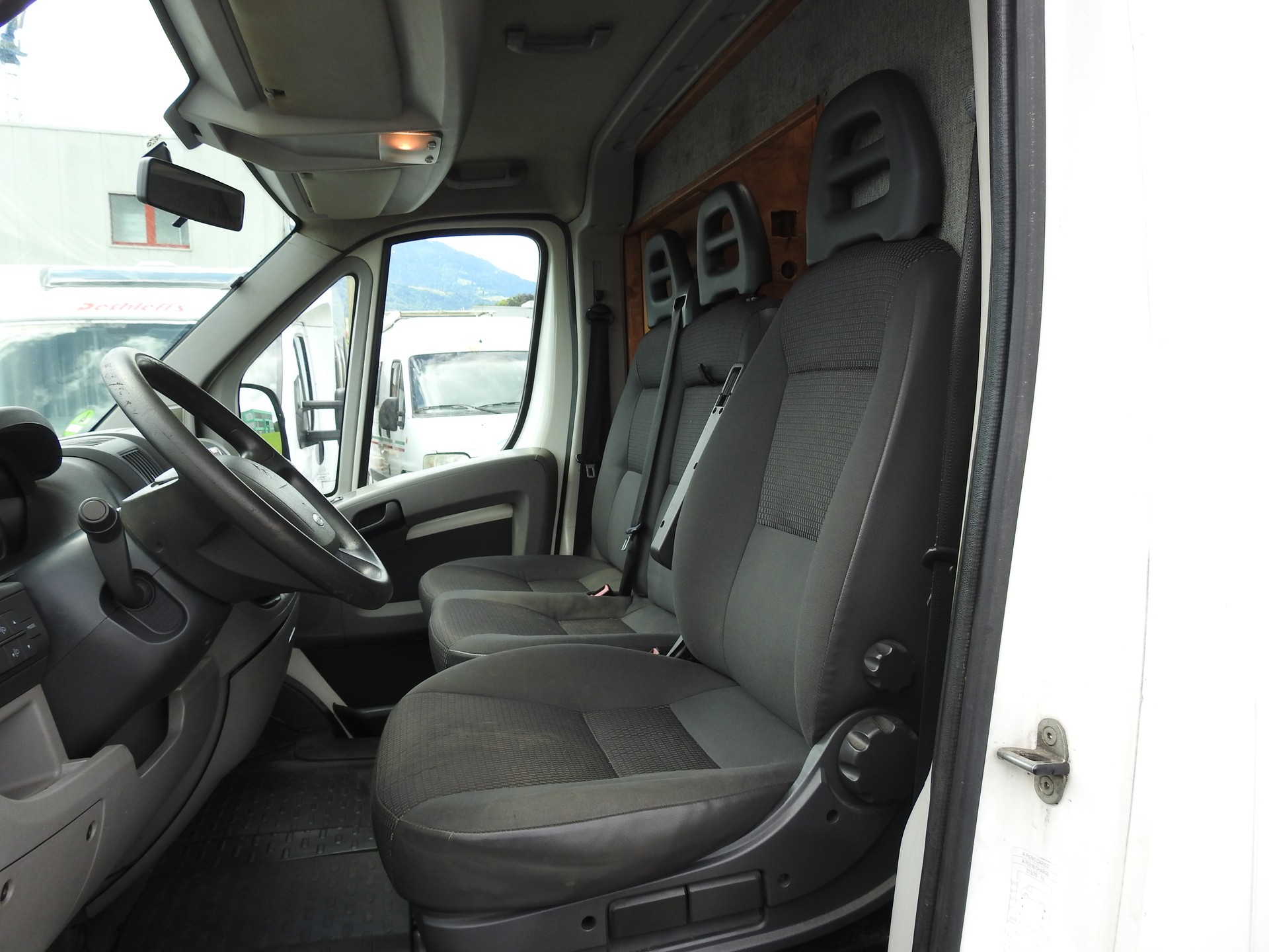 CITROEN JUMPER-image-12