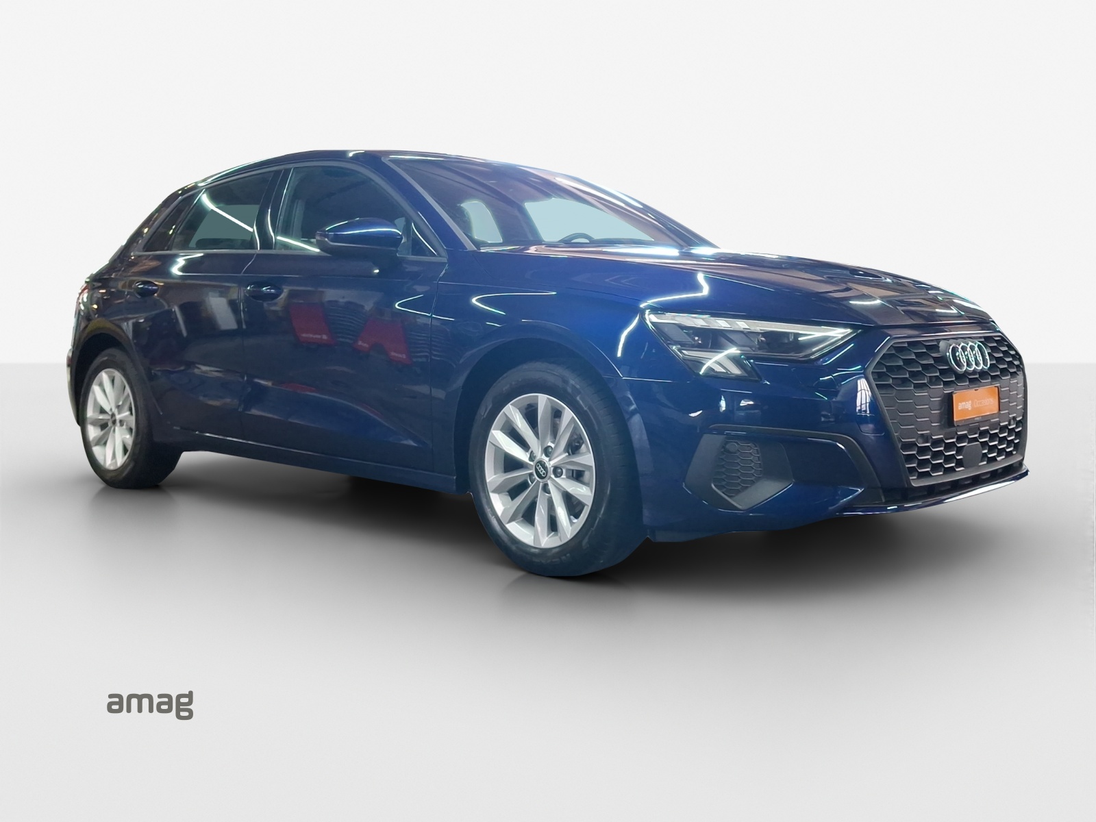 AUDI A3 Sportback 35 TFSI Attraction S-tronic-image-5