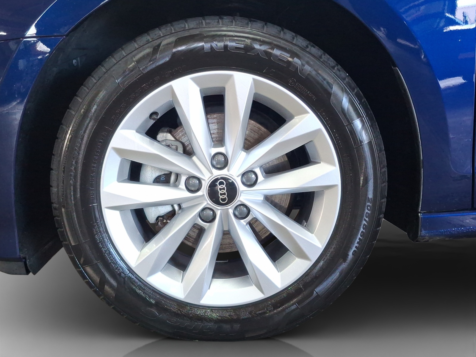 AUDI A3 Sportback 35 TFSI Attraction S-tronic-image-14