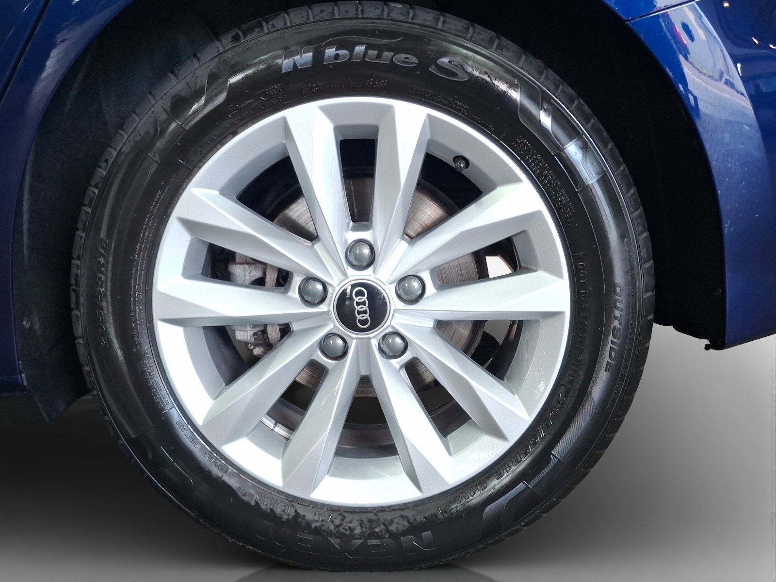 AUDI A3 Sportback 35 TFSI Attraction S-tronic-image-13