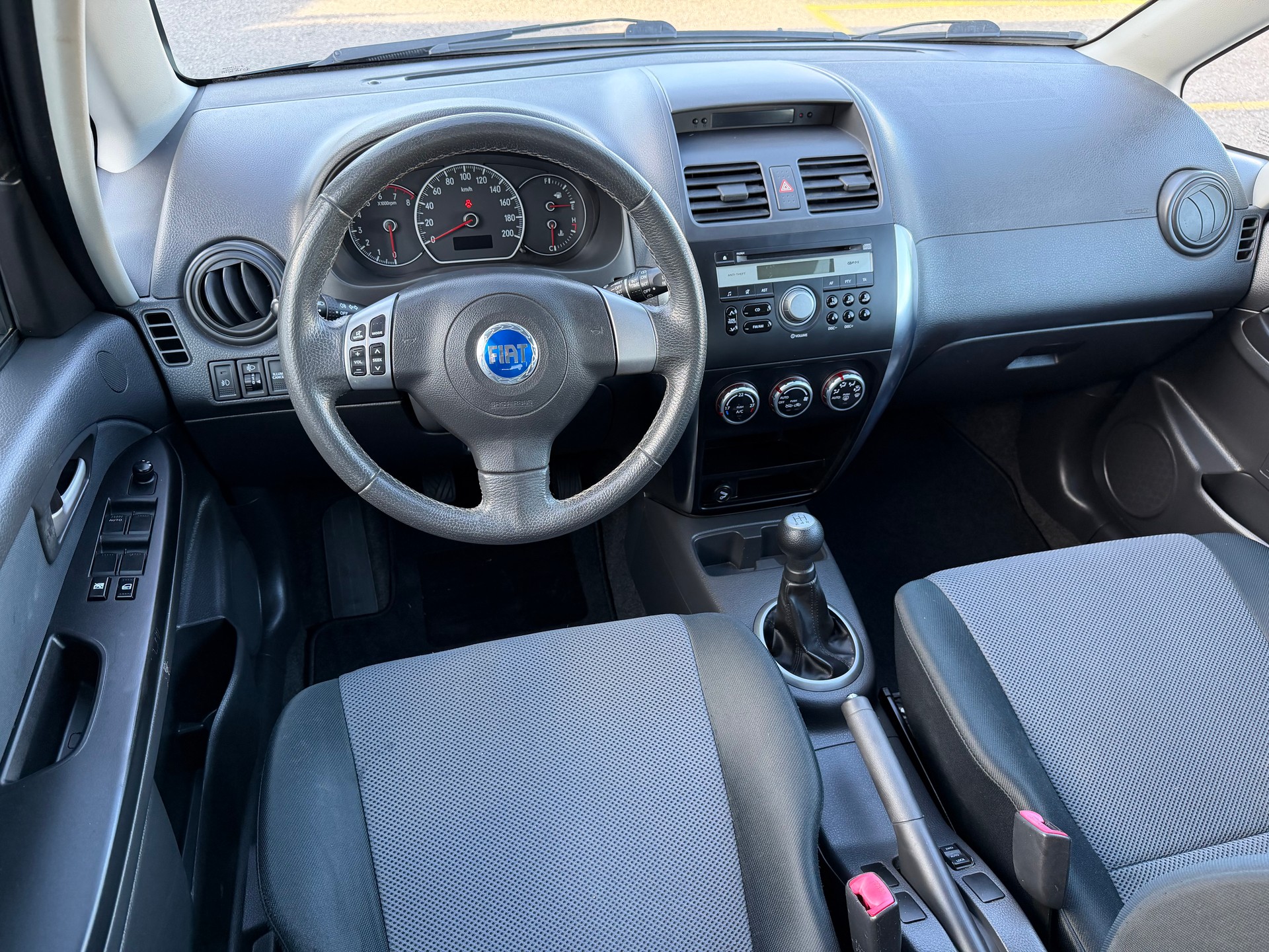 FIAT Sedici 1.6 4WD Dynamic-image-7