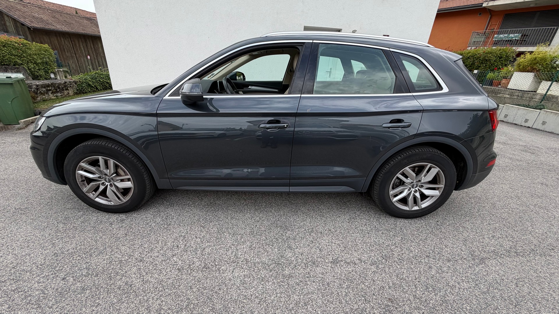 AUDI 2.0 TDI 190 quattro S-Tronic-image-1