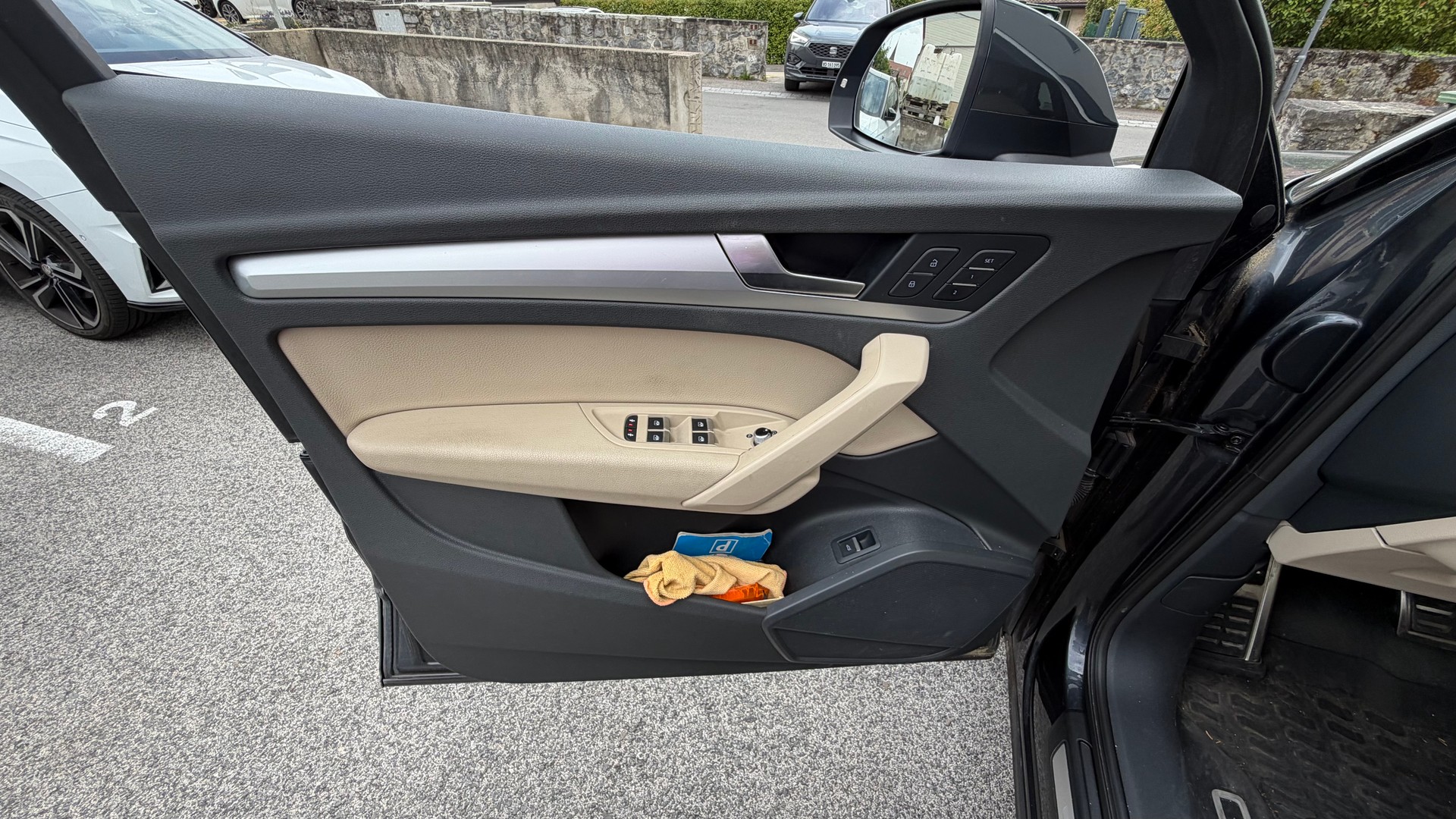 AUDI 2.0 TDI 190 quattro S-Tronic-image-4