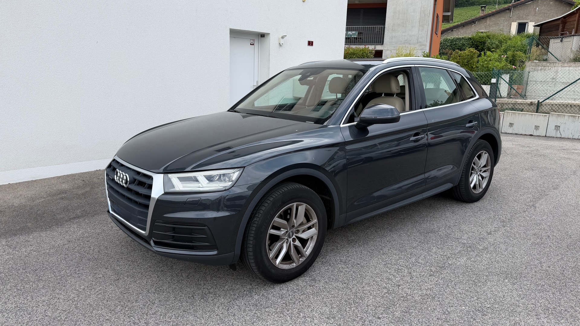 AUDI 2.0 TDI 190 quattro S-Tronic-image-0